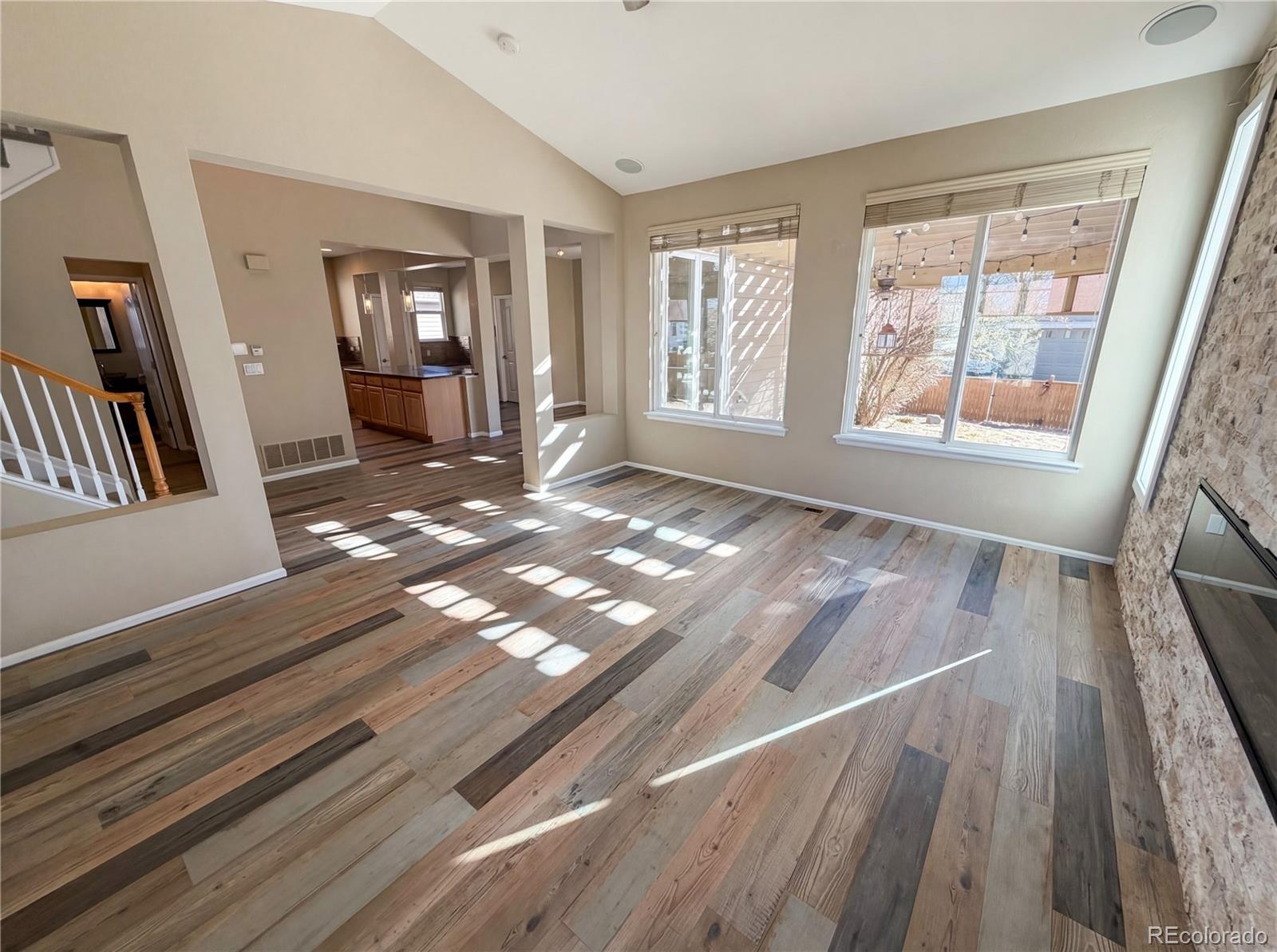 MLS Image #7 for 10049  southlawn circle,commerce city, Colorado