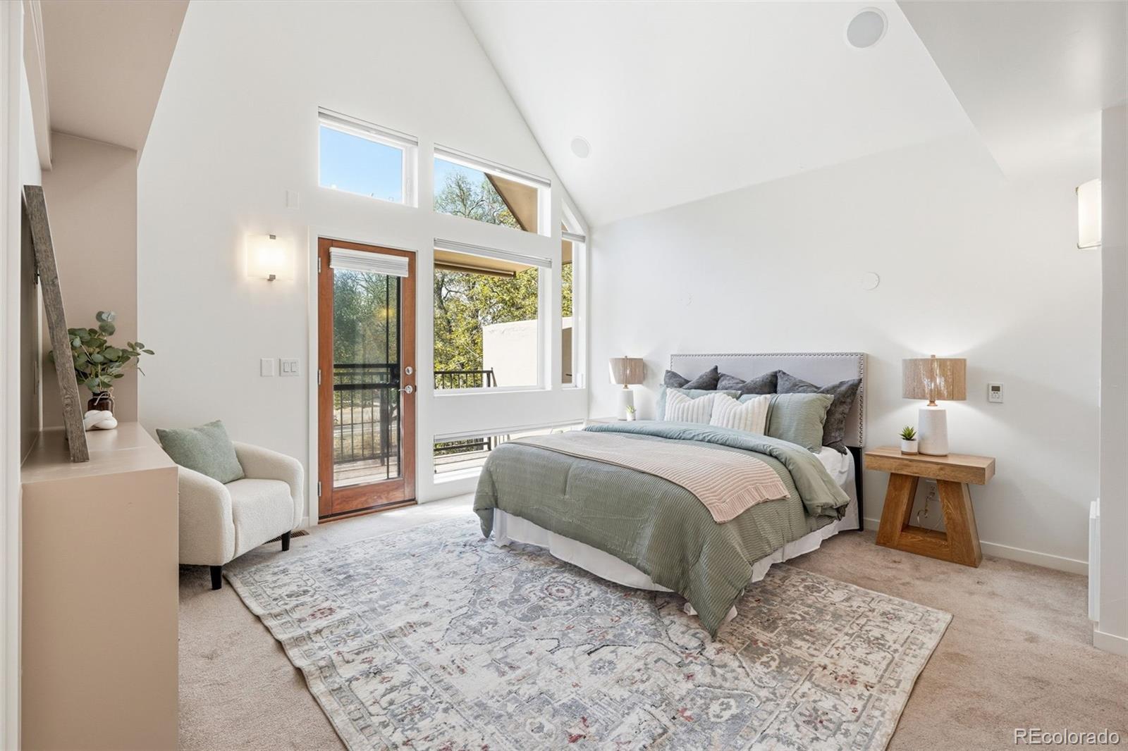 MLS Image #13 for 210 s marion parkway,denver, Colorado