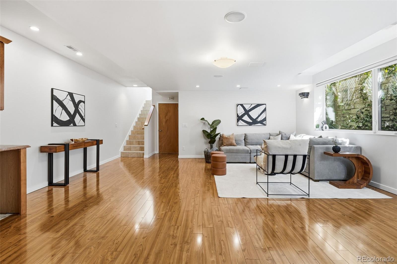 MLS Image #25 for 210 s marion parkway,denver, Colorado