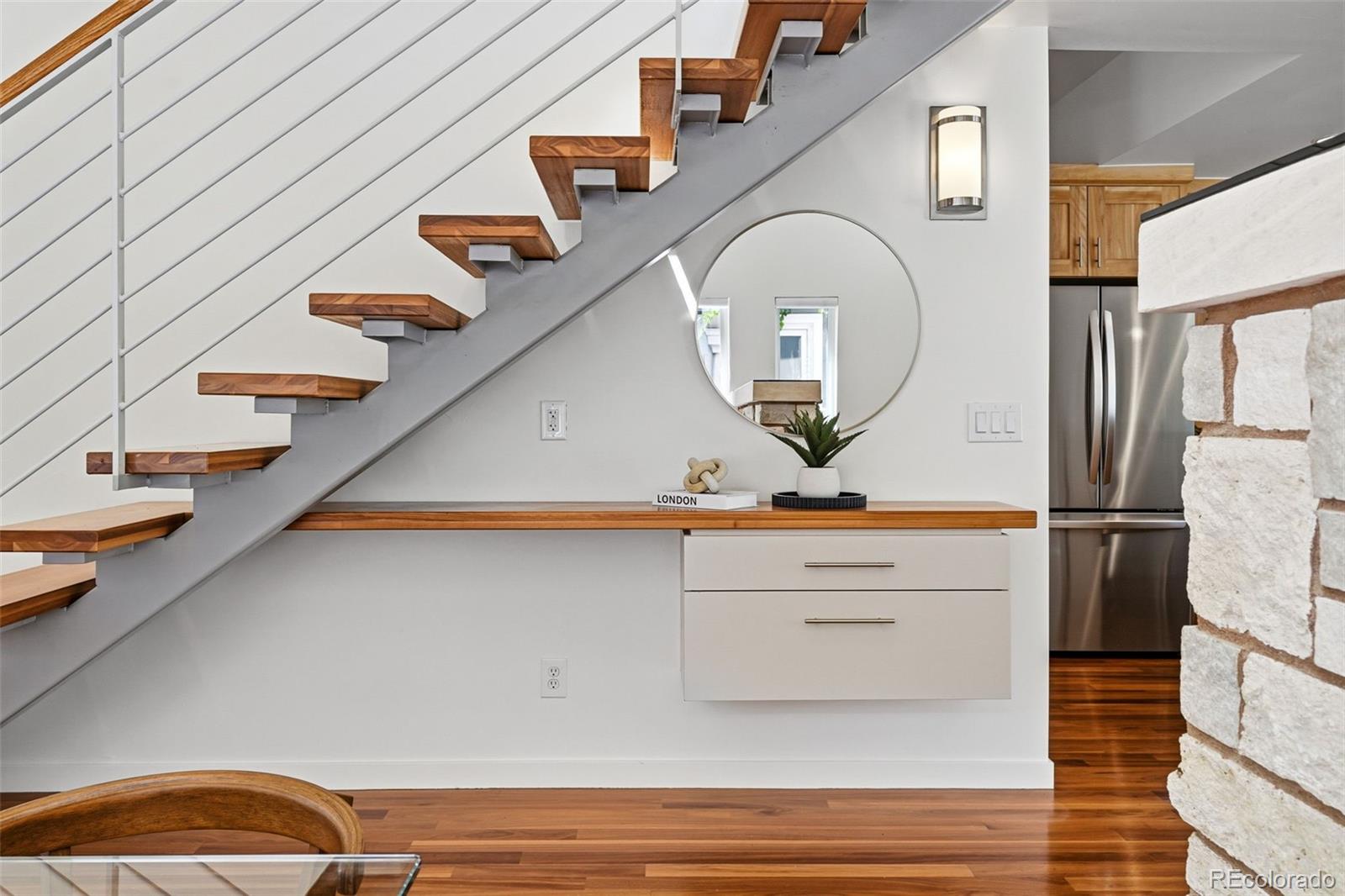 MLS Image #9 for 210 s marion parkway,denver, Colorado