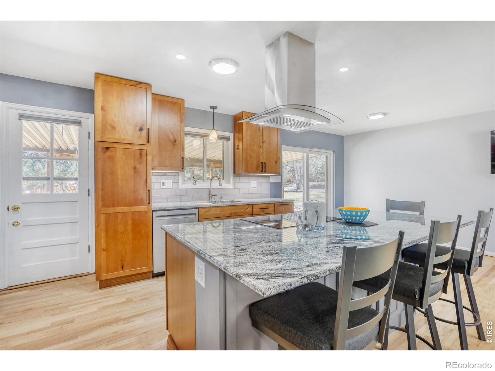 MLS Image #8 for 1805 s pratt parkway,longmont, Colorado