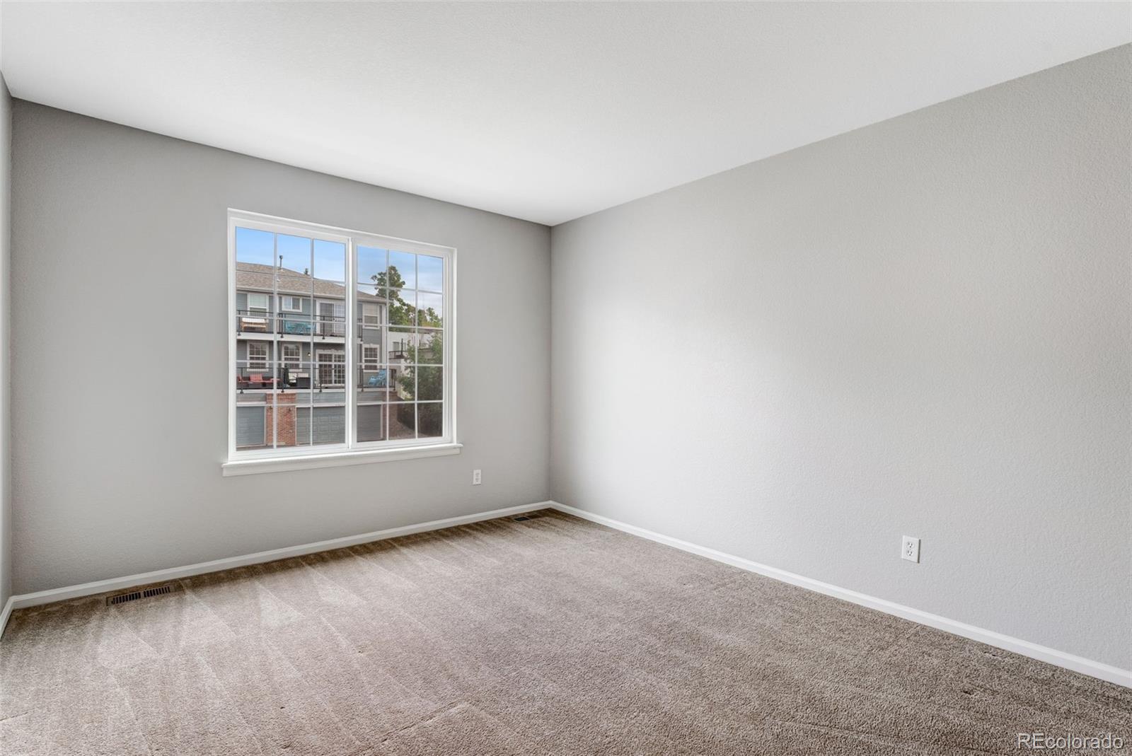 MLS Image #10 for 8237 w 54th avenue,arvada, Colorado