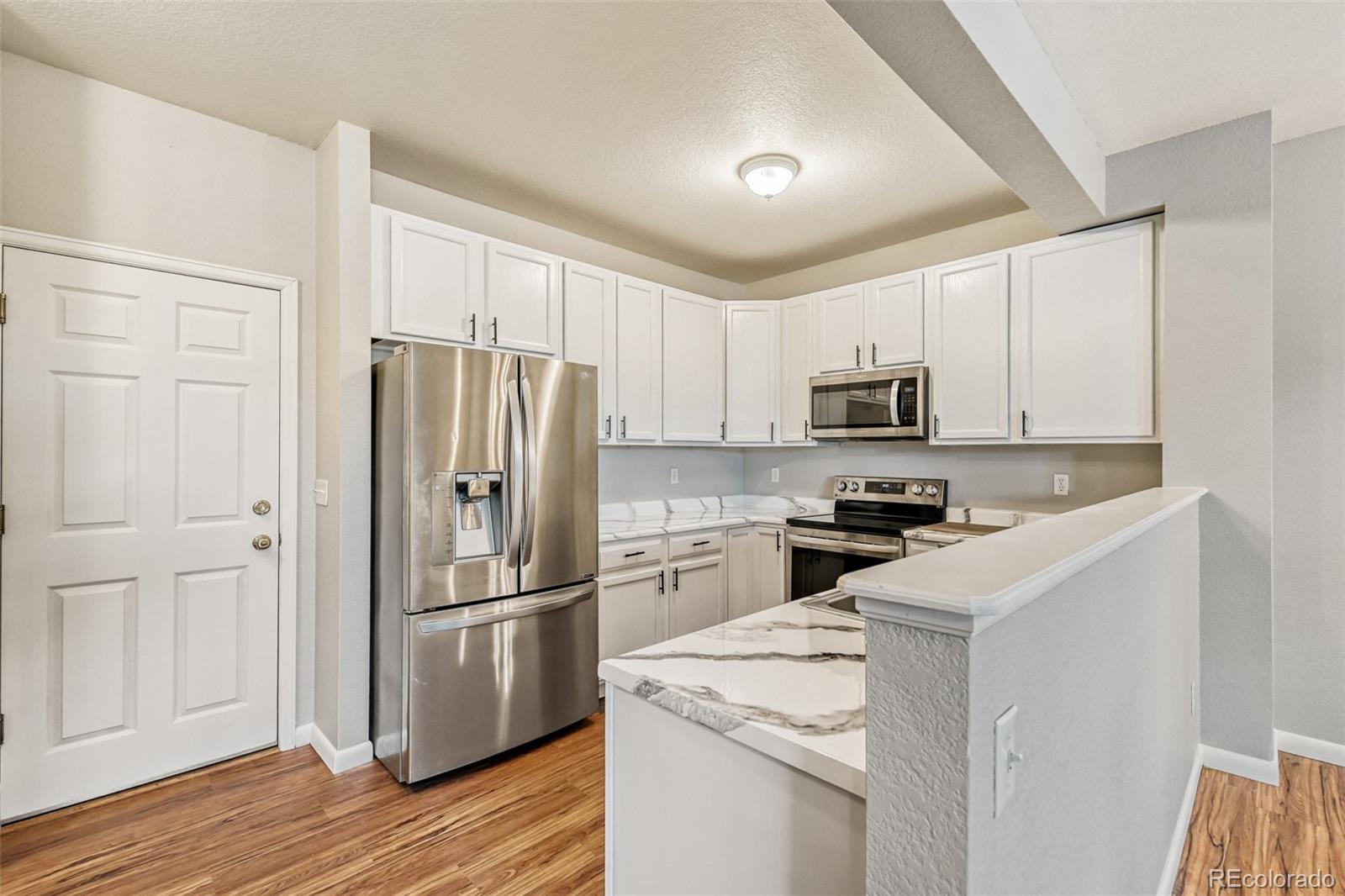 MLS Image #8 for 8237 w 54th avenue,arvada, Colorado