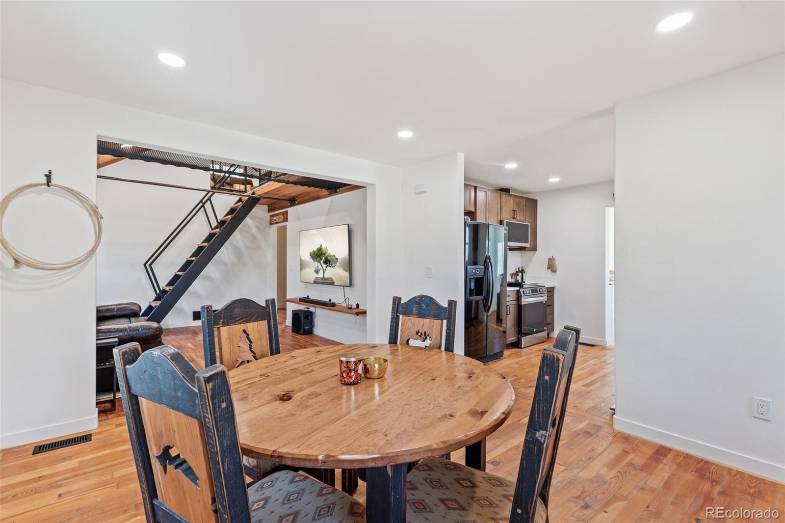 MLS Image #12 for 905  welch street,golden, Colorado