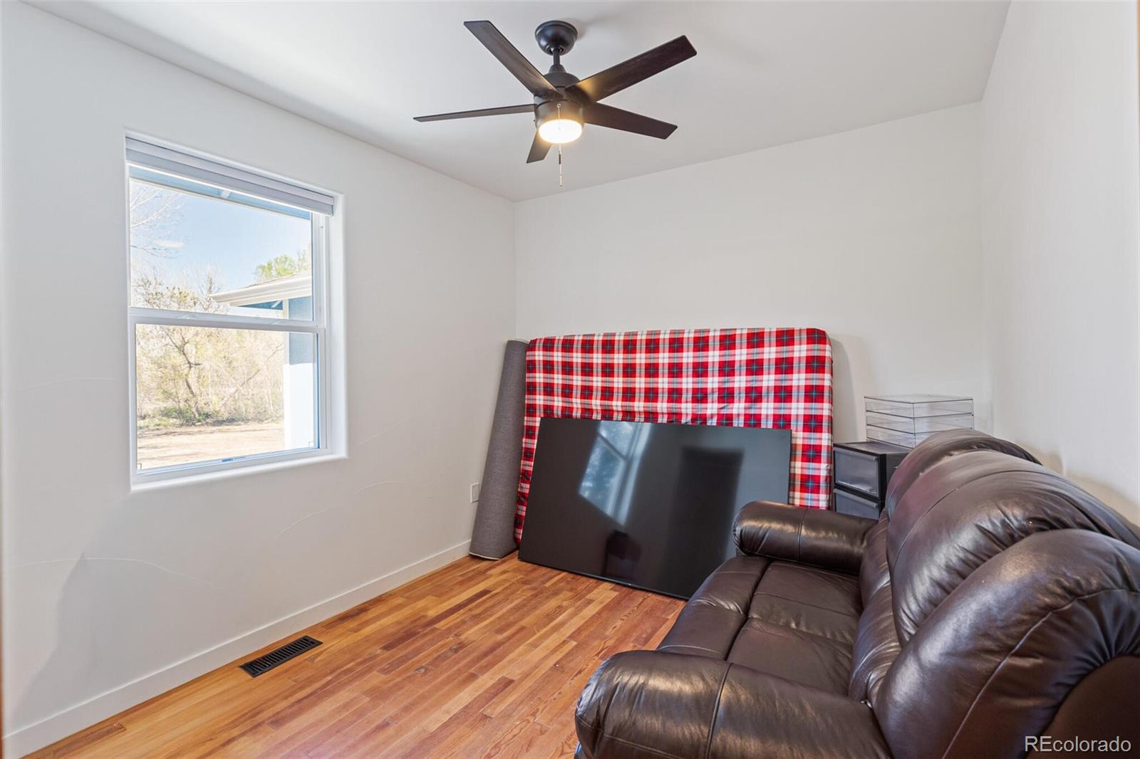 MLS Image #15 for 905  welch street,golden, Colorado