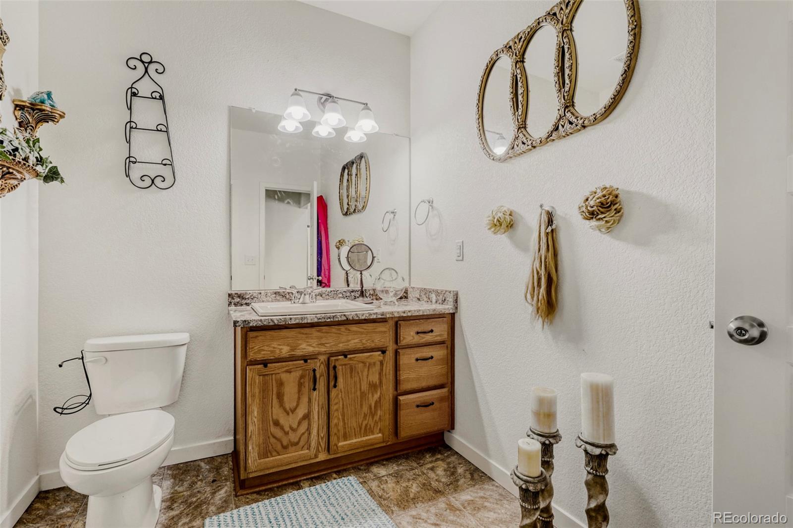 MLS Image #15 for 18621 e 50th place,denver, Colorado