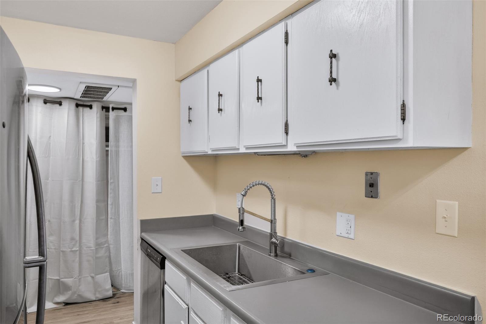 MLS Image #8 for 7755 e quincy avenue,denver, Colorado