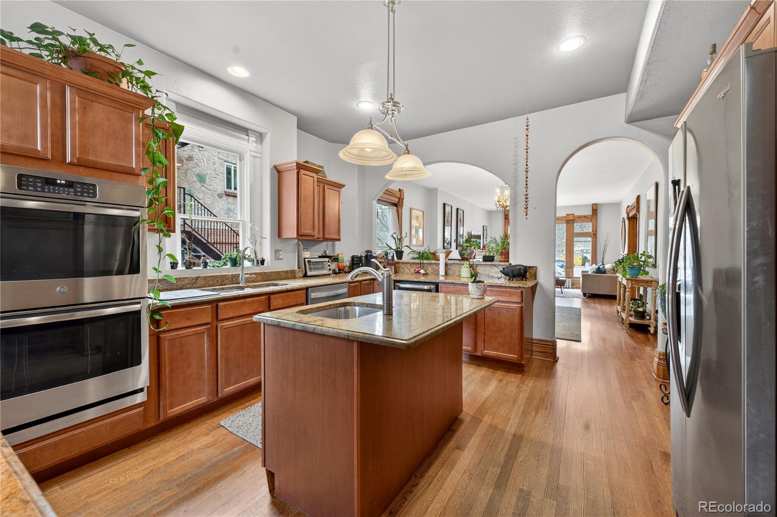 MLS Image #10 for 1160  york street,denver, Colorado
