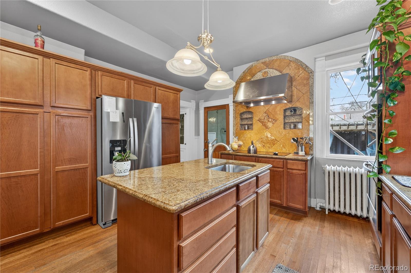 MLS Image #14 for 1160  york street,denver, Colorado