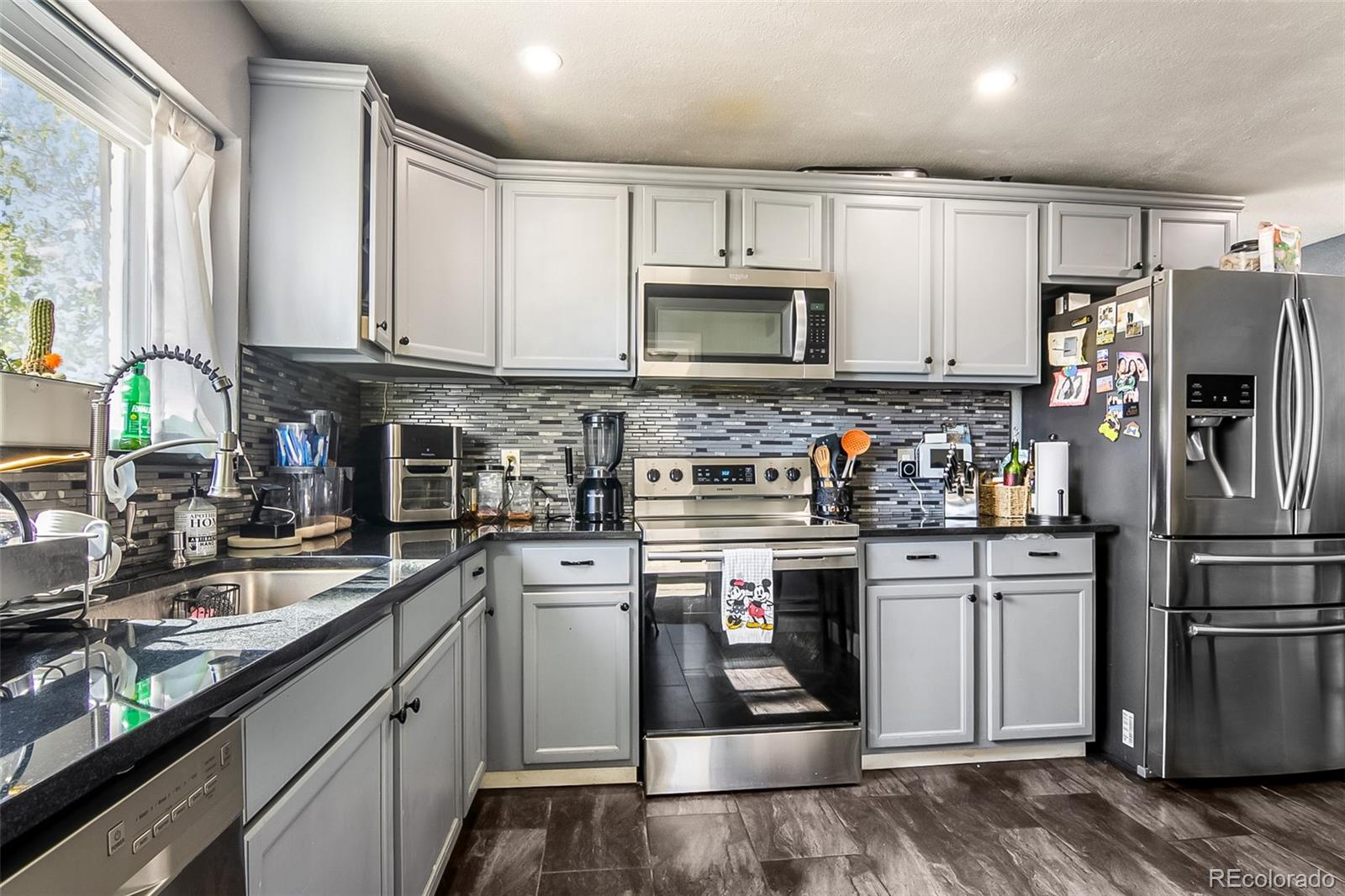 MLS Image #4 for 9360  nagel drive,thornton, Colorado