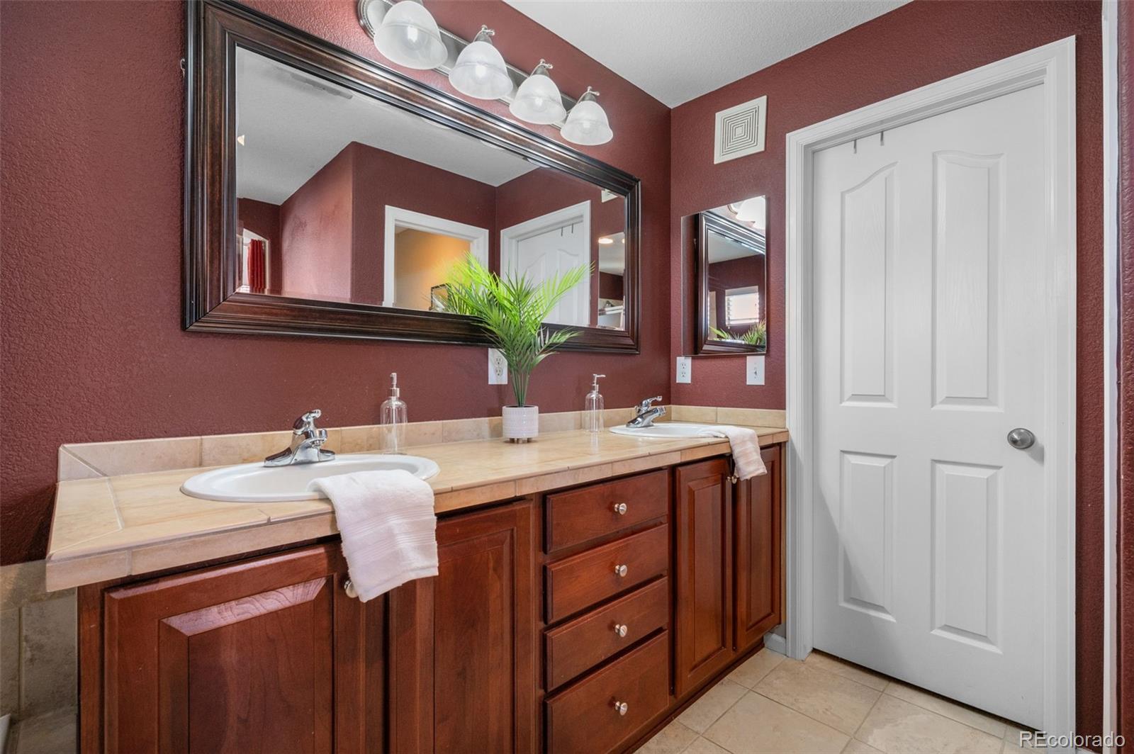 MLS Image #19 for 17946 e 104th way c,commerce city, Colorado