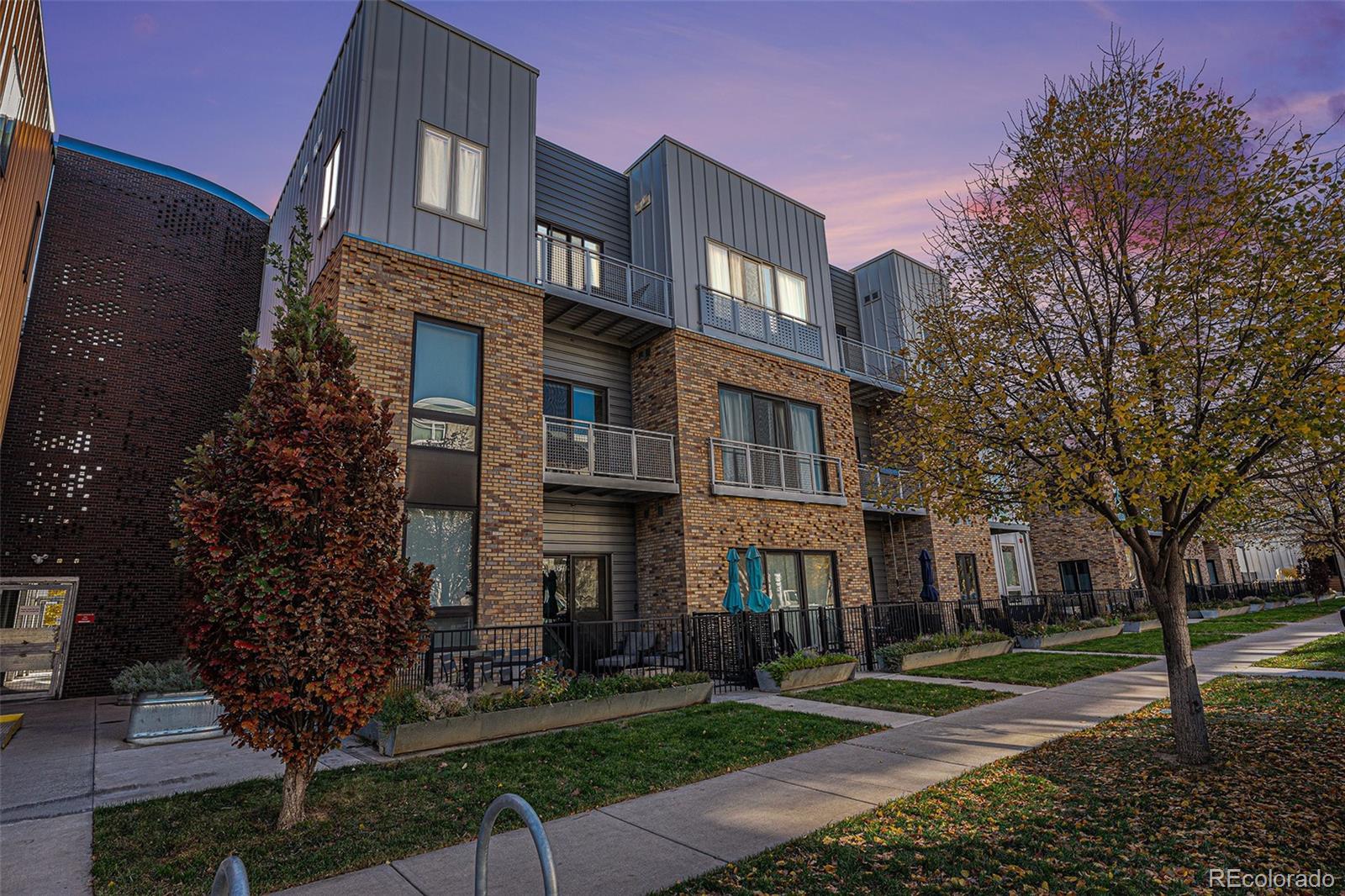 MLS Image #14 for 2550  lawrence street,denver, Colorado