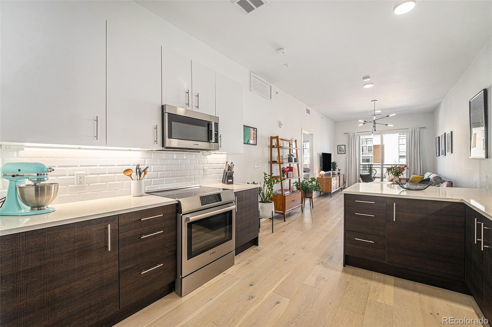 MLS Image #4 for 2550  lawrence street,denver, Colorado