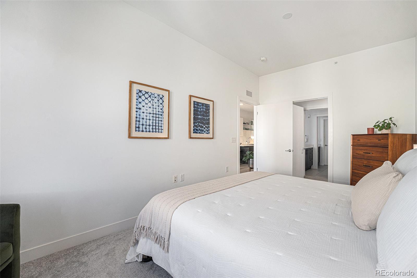 MLS Image #8 for 2550  lawrence street,denver, Colorado