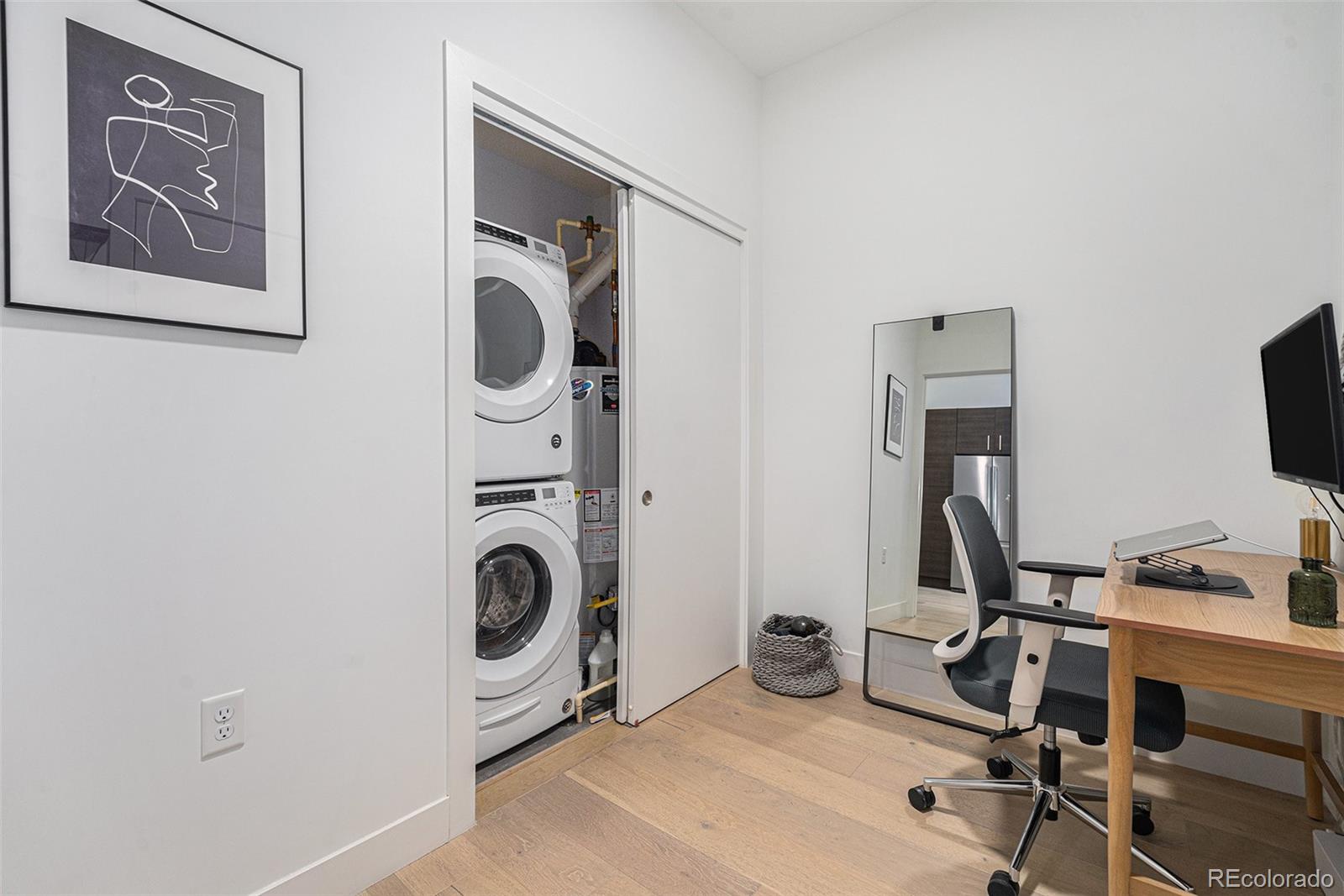 MLS Image #9 for 2550  lawrence street,denver, Colorado