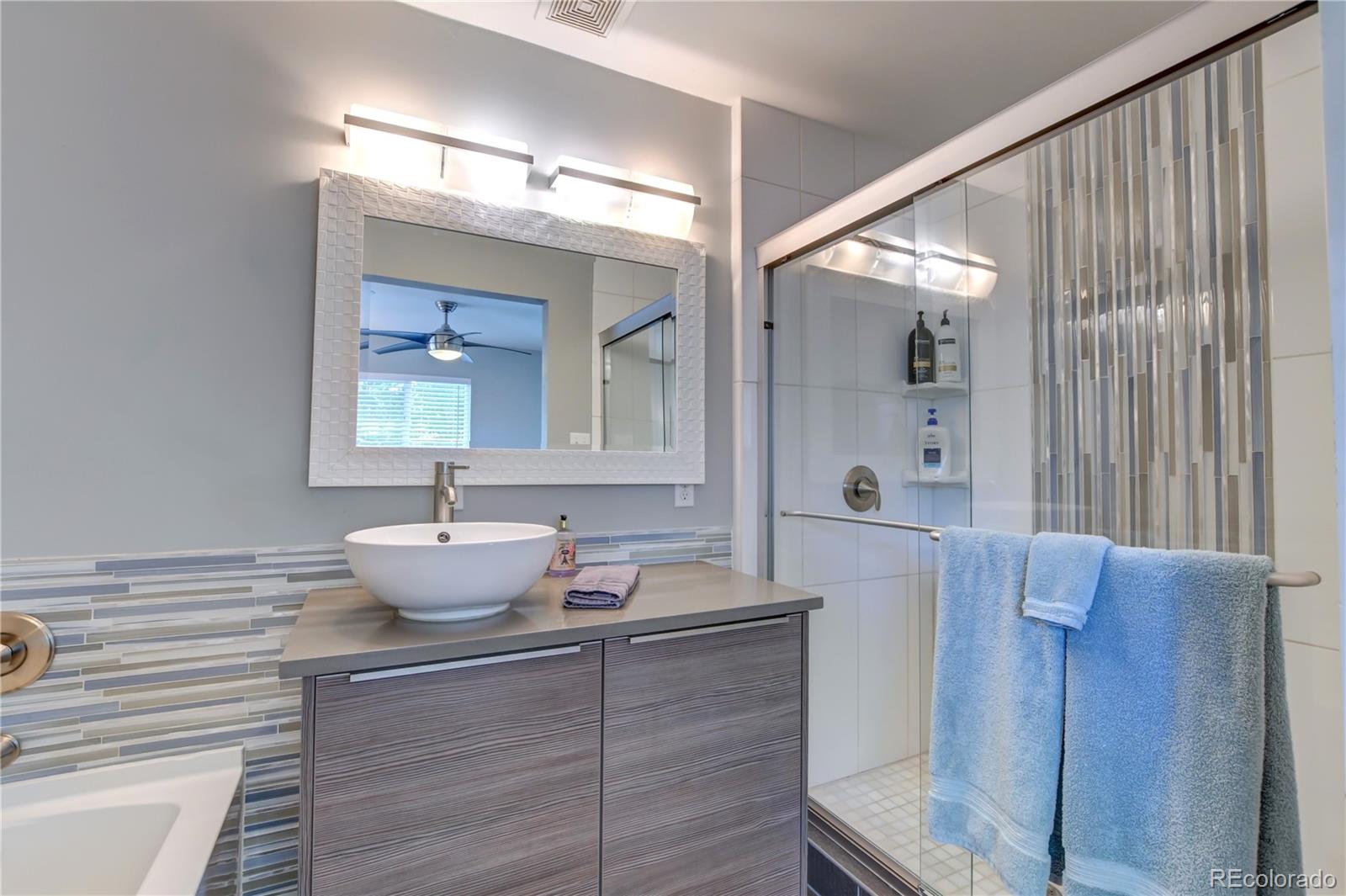 MLS Image #13 for 2321 s henry place,denver, Colorado