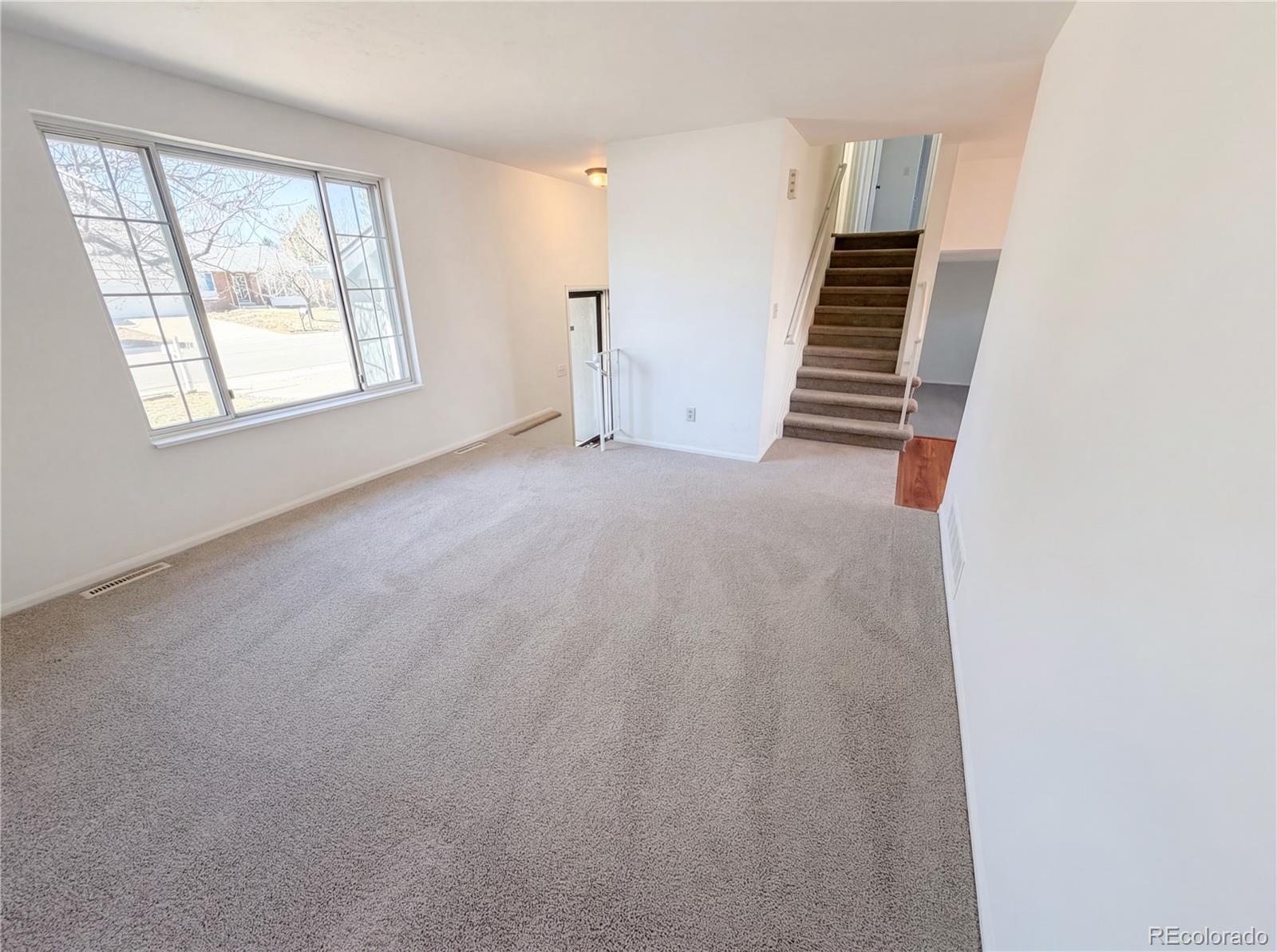 MLS Image #4 for 5162 s richfield street,aurora, Colorado