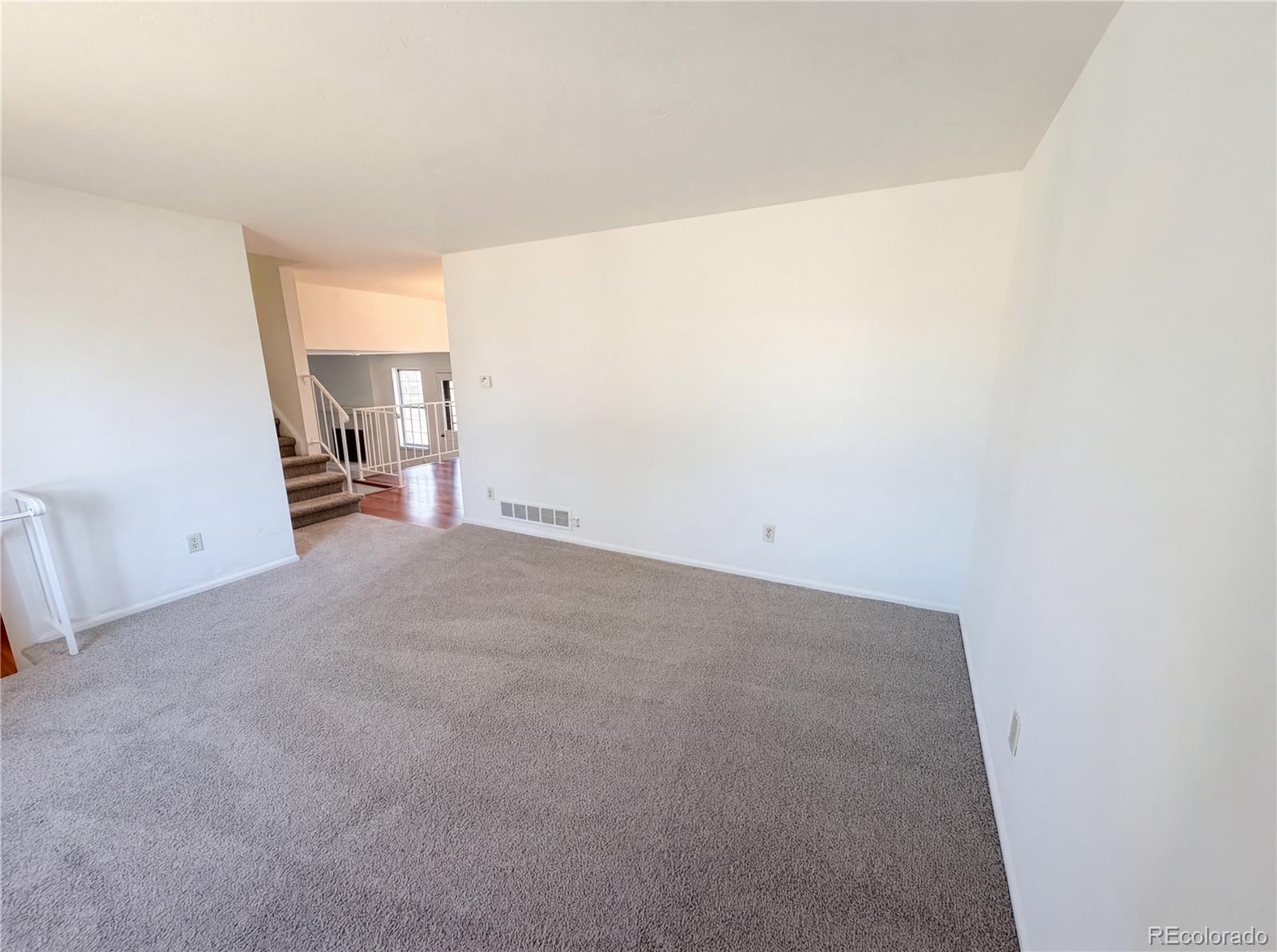 MLS Image #5 for 5162 s richfield street,aurora, Colorado