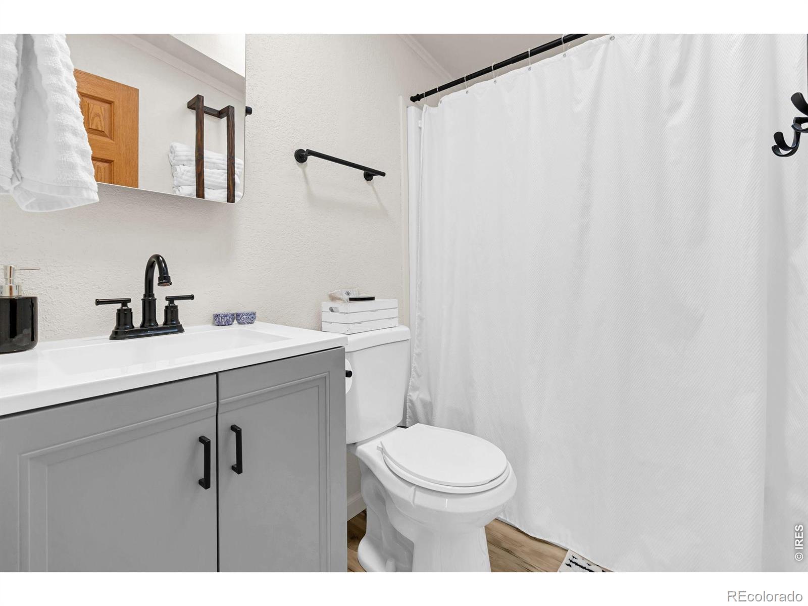 MLS Image #15 for 12721  woodchuck drive,loveland, Colorado