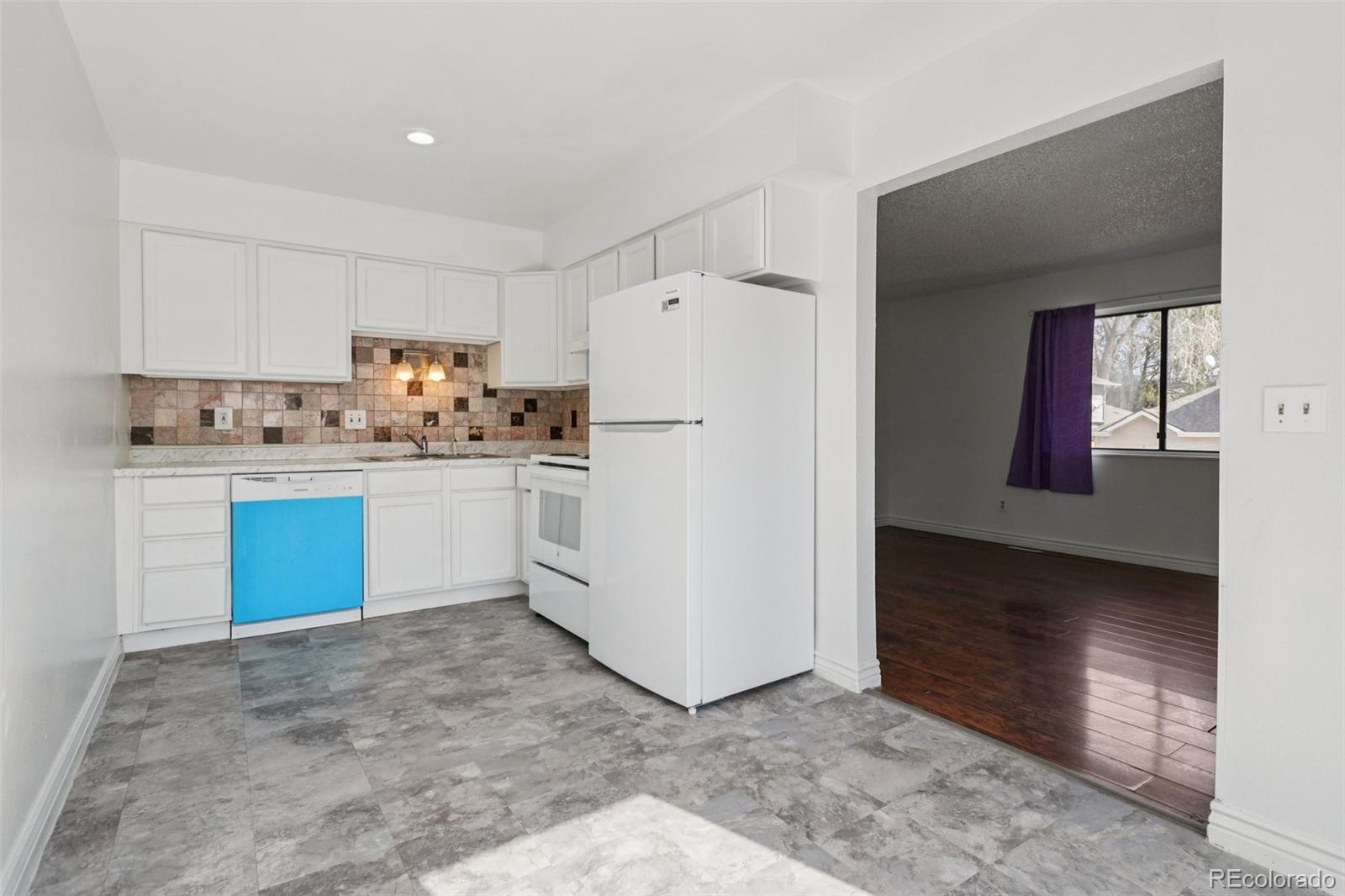 MLS Image #11 for 2105  coronado parkway,denver, Colorado