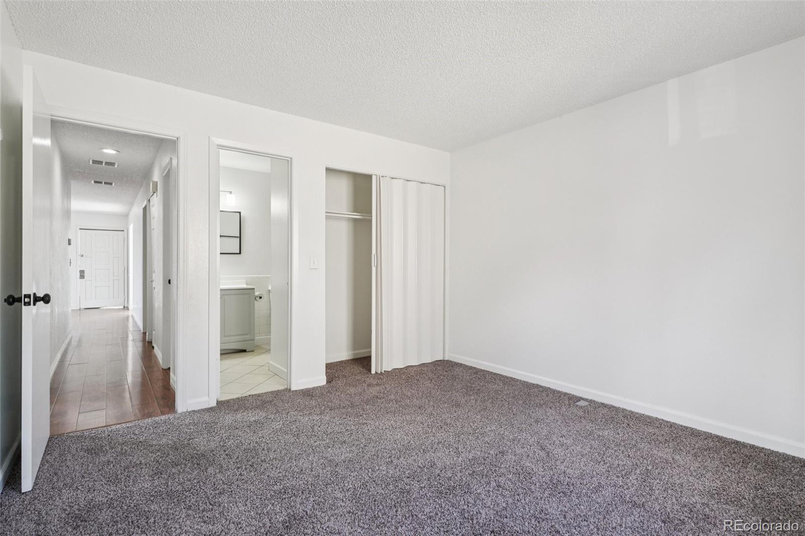 MLS Image #15 for 2105  coronado parkway,denver, Colorado