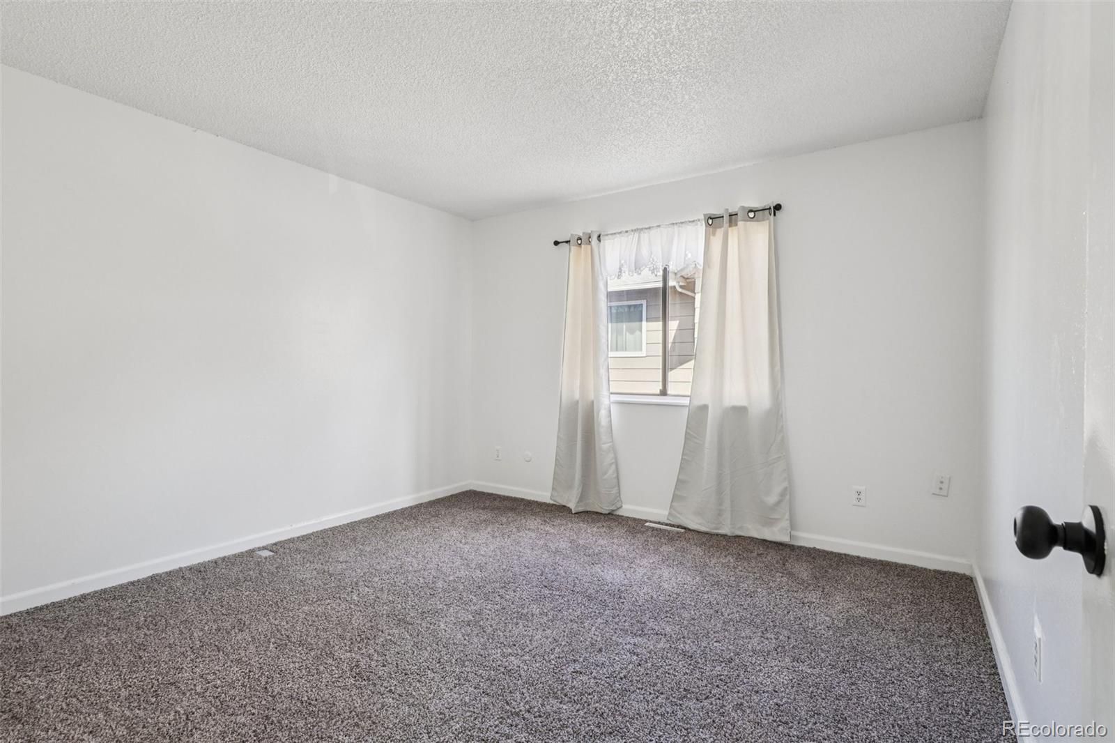 MLS Image #16 for 2105  coronado parkway,denver, Colorado
