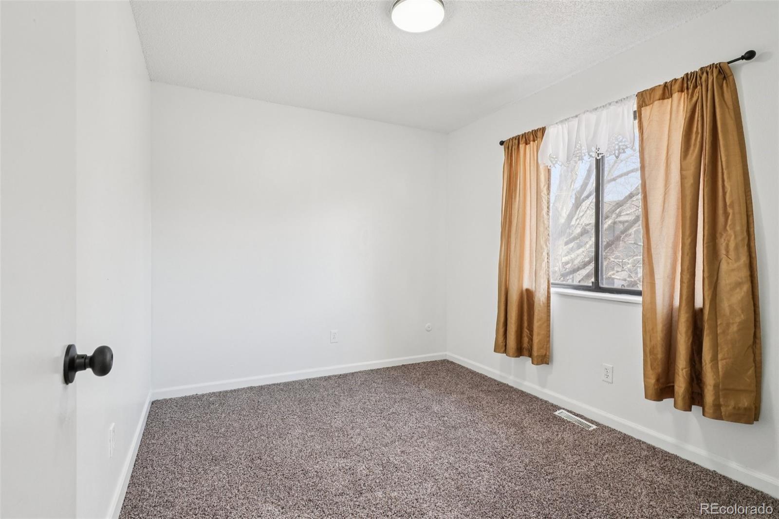 MLS Image #26 for 2105  coronado parkway,denver, Colorado