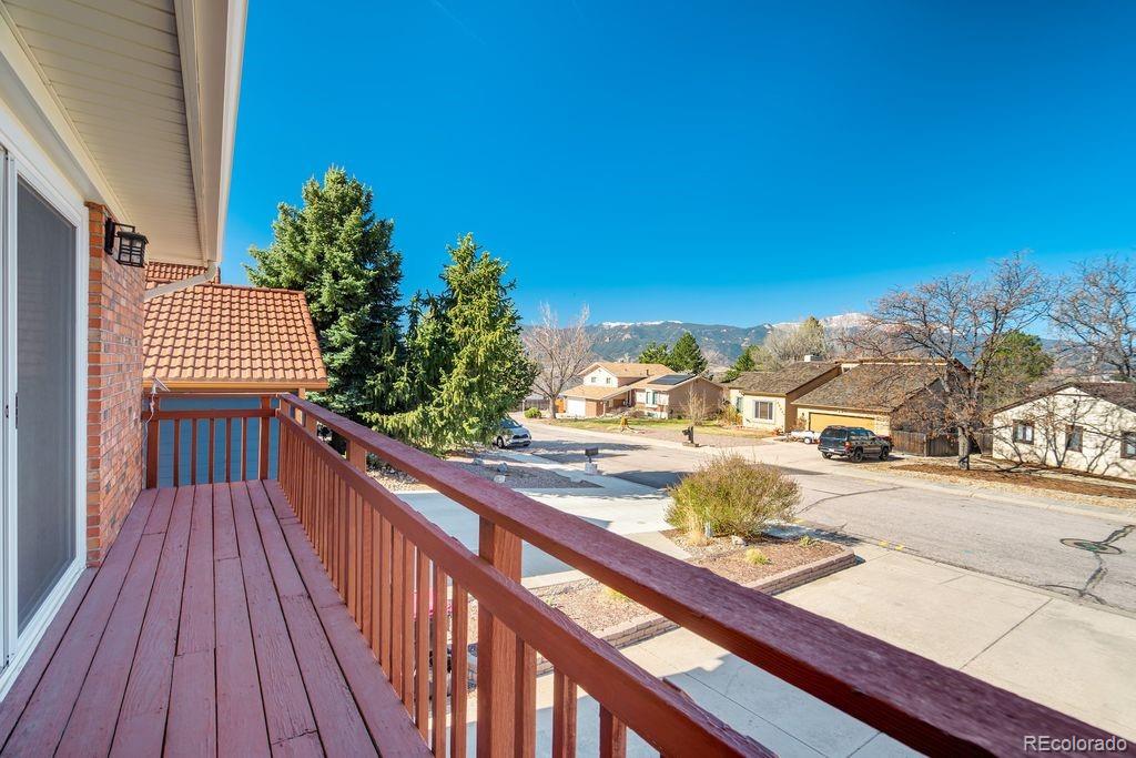 MLS Image #12 for 2832  country club circle,colorado springs, Colorado