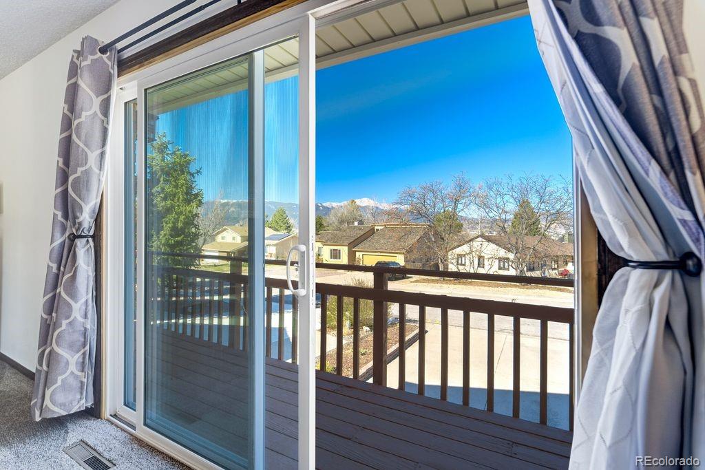 MLS Image #13 for 2832  country club circle,colorado springs, Colorado