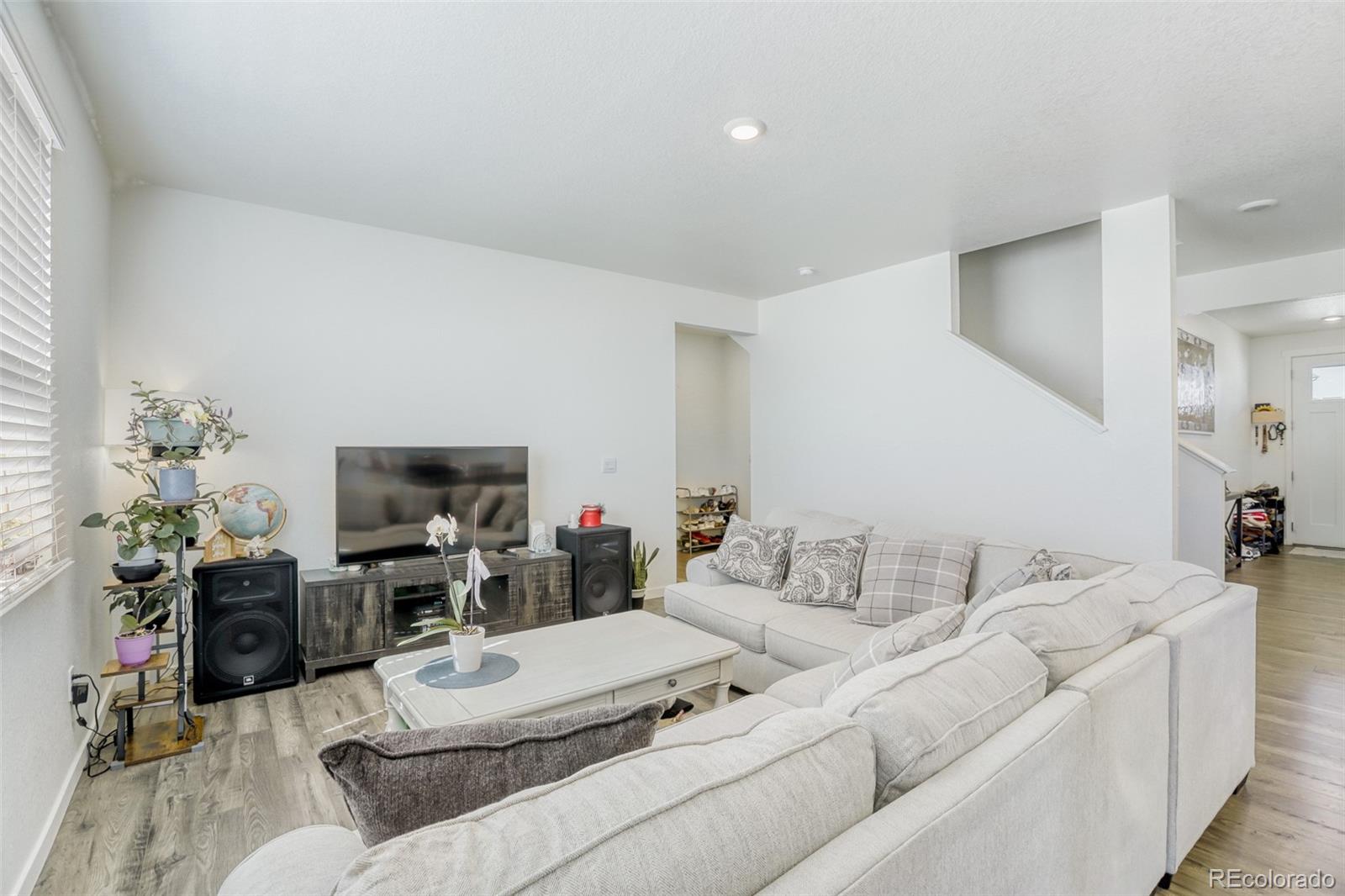 MLS Image #5 for 907  william way,brighton, Colorado