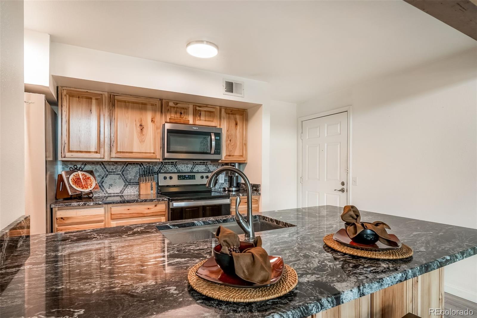MLS Image #12 for 8853  colorado boulevard,thornton, Colorado
