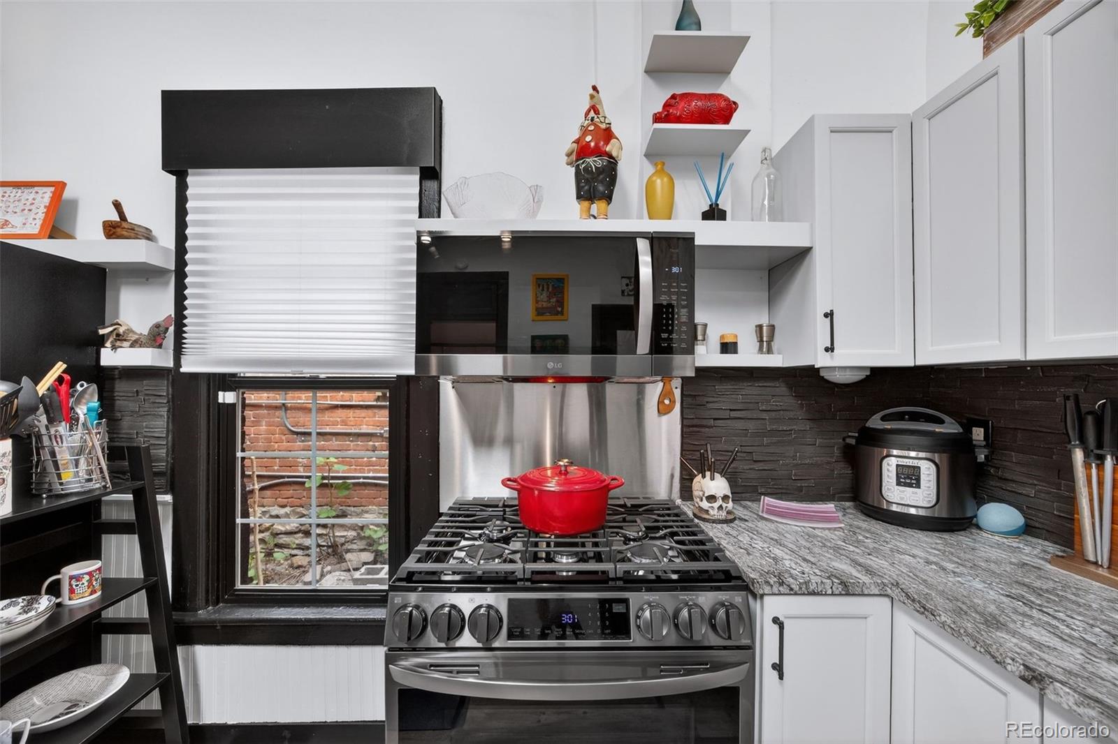 MLS Image #17 for 710  fox street,denver, Colorado