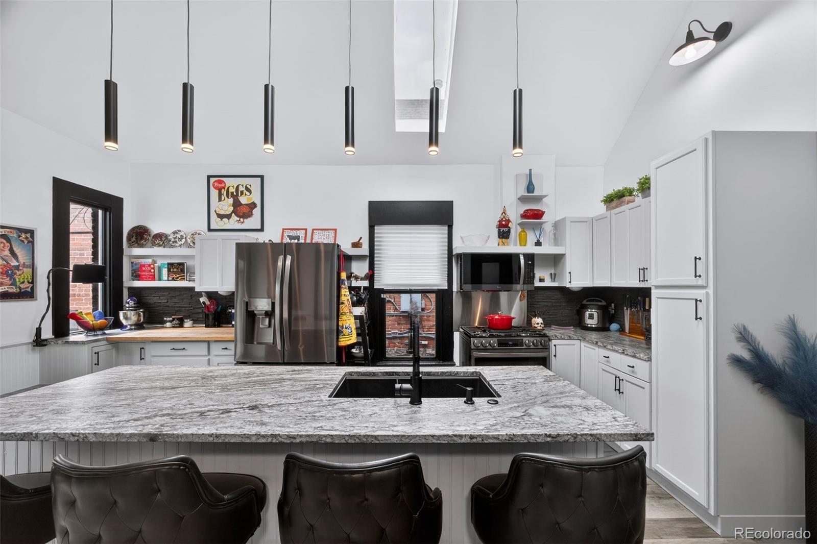 MLS Image #18 for 710  fox street,denver, Colorado