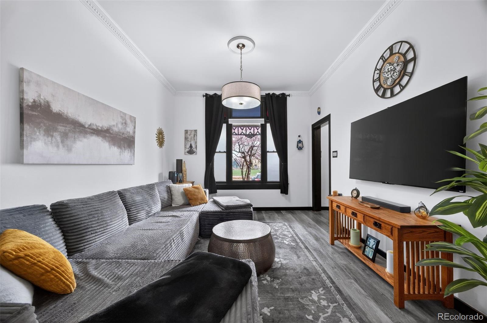 MLS Image #7 for 710  fox street,denver, Colorado