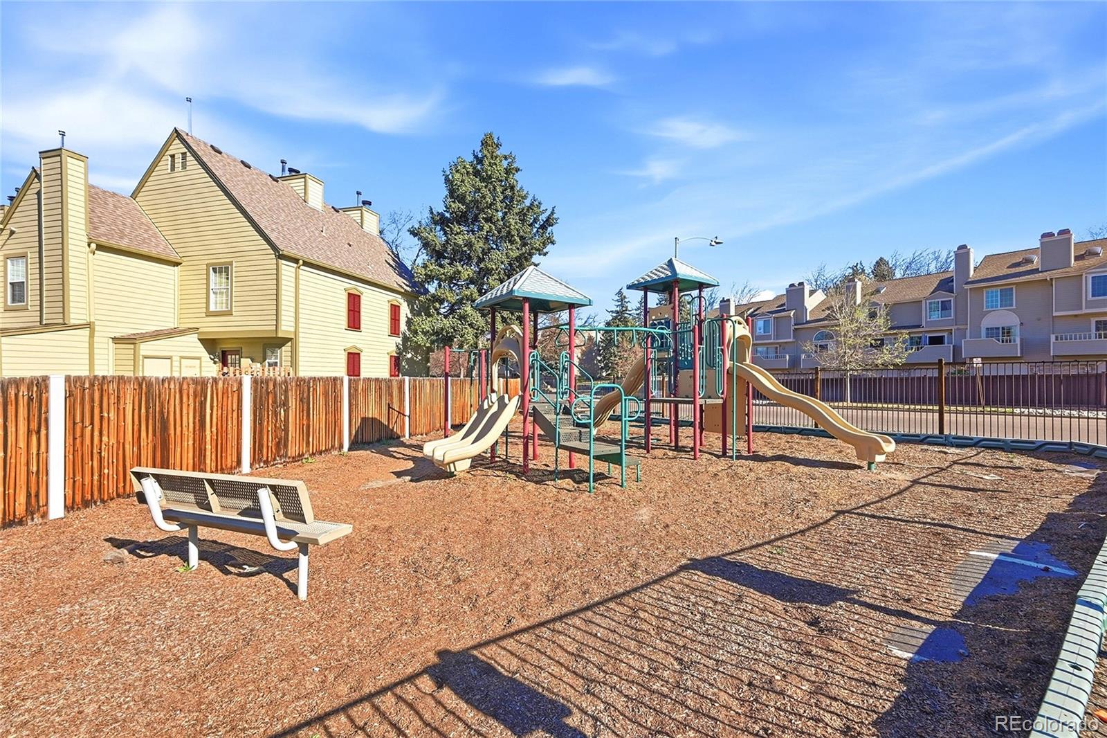 MLS Image #18 for 1885 s quebec way,denver, Colorado