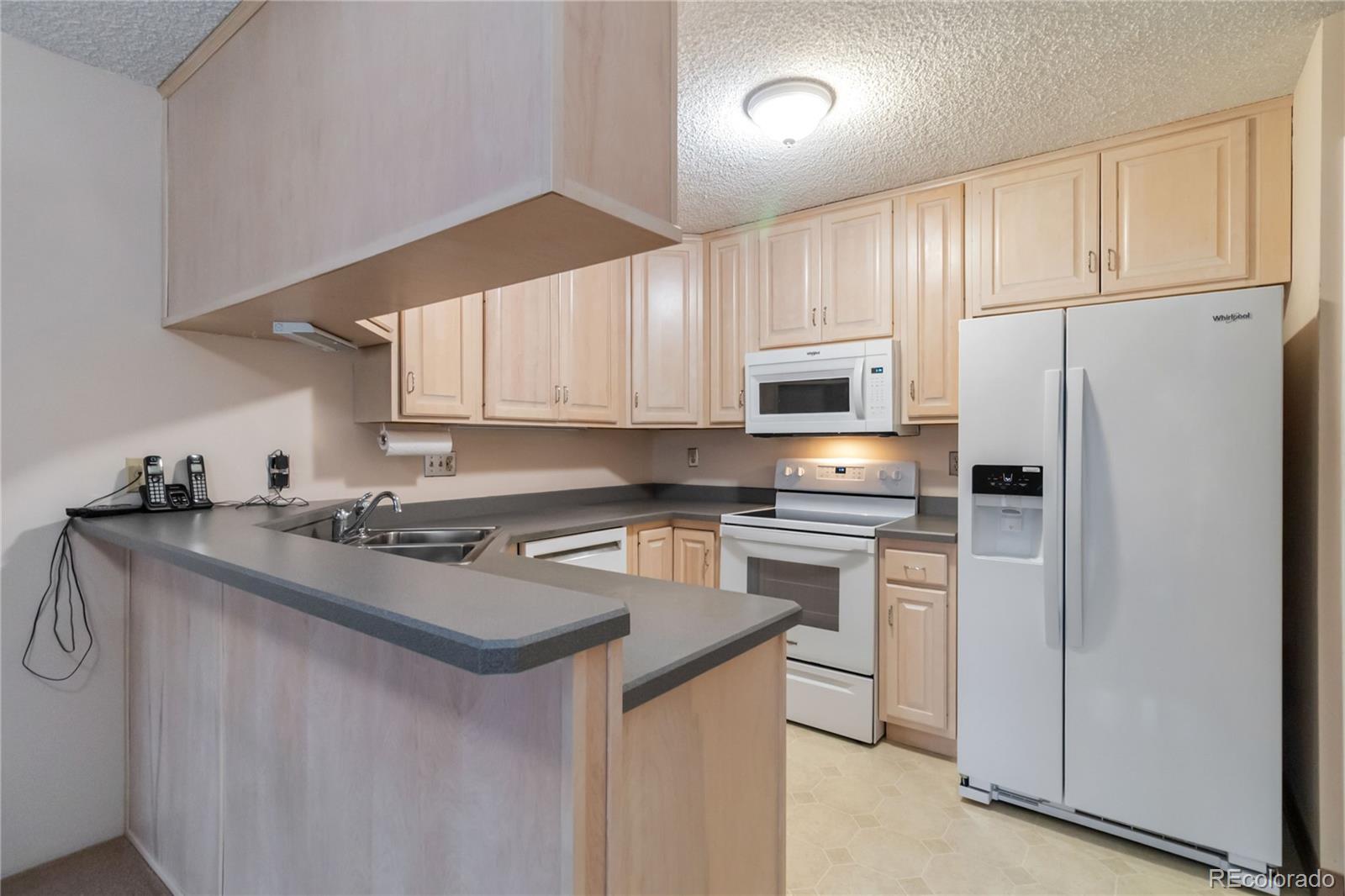 MLS Image #18 for 6960 e girard avenue 405,denver, Colorado