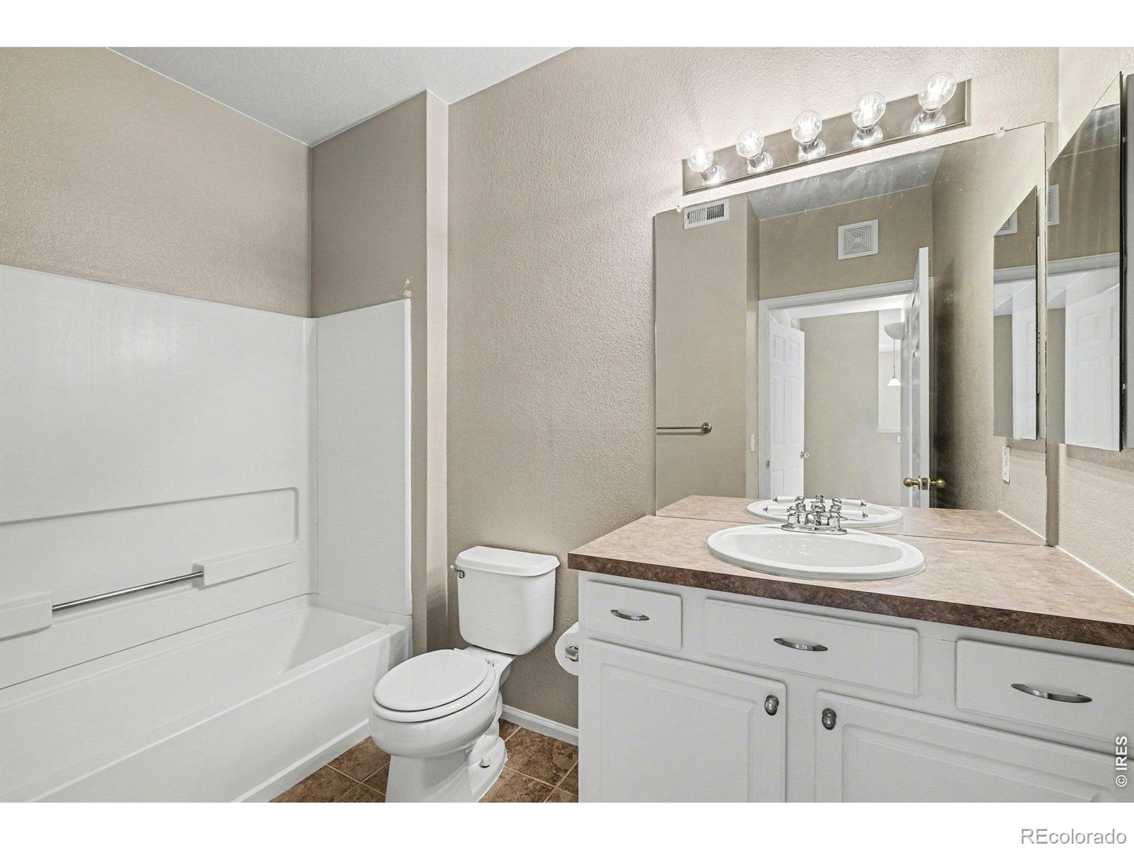MLS Image #17 for 640  gooseberry drive,longmont, Colorado