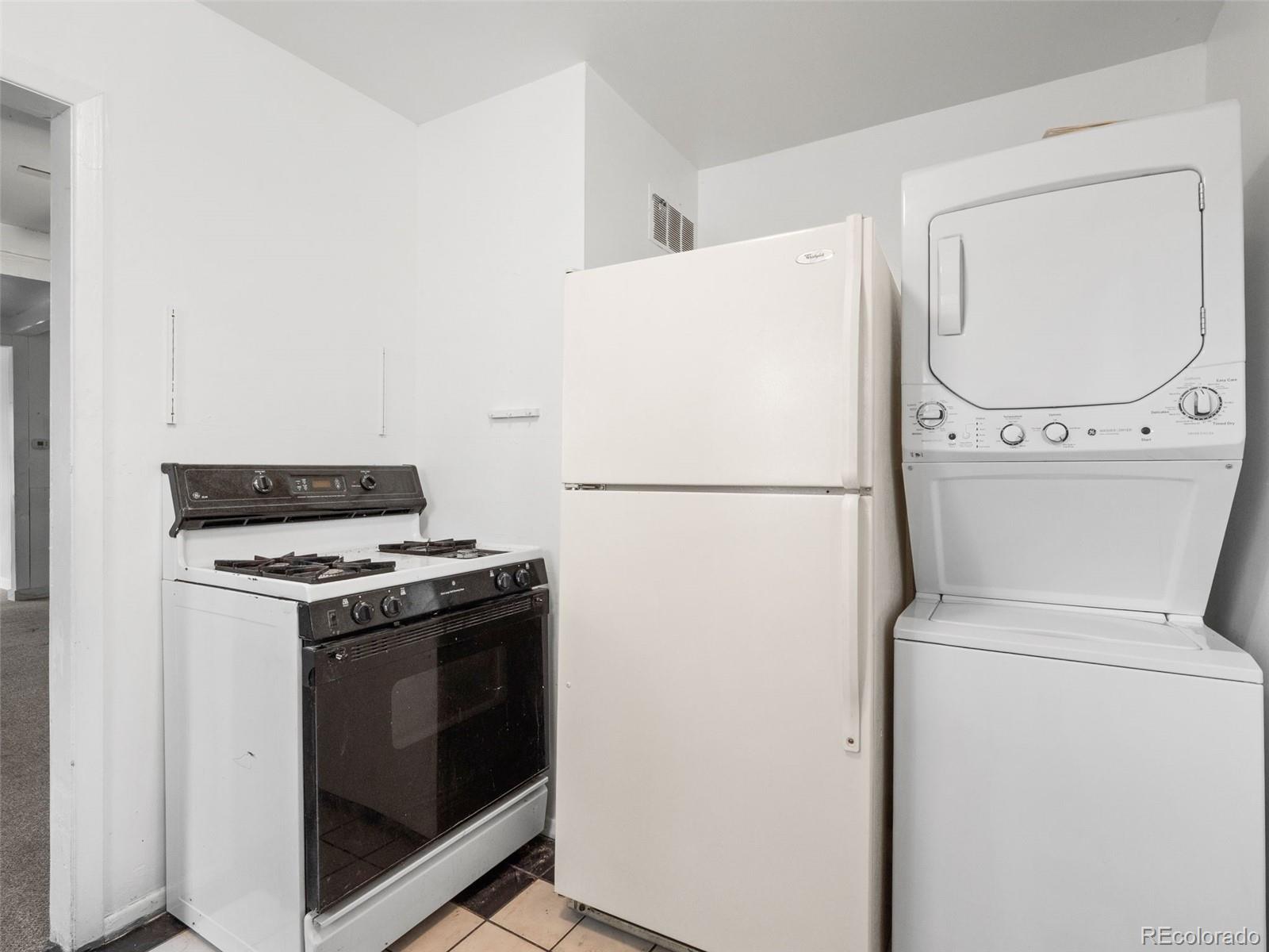 MLS Image #14 for 2510  brentwood street,lakewood, Colorado