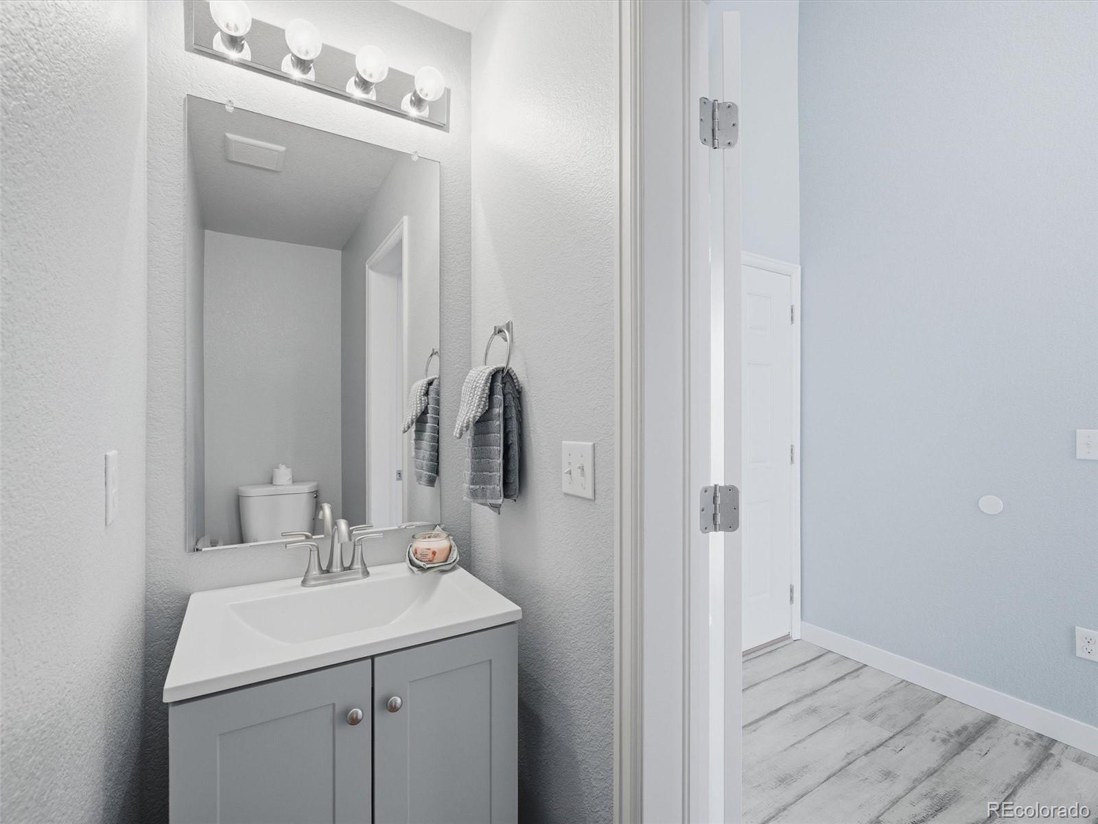 MLS Image #11 for 20641  randolph place,denver, Colorado