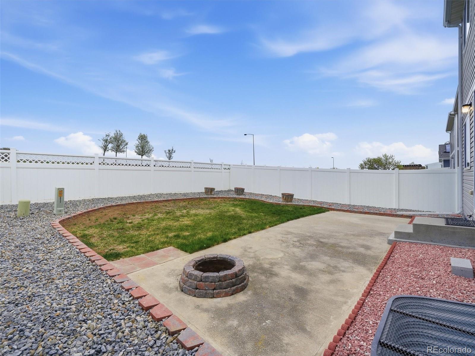 MLS Image #12 for 20641  randolph place,denver, Colorado