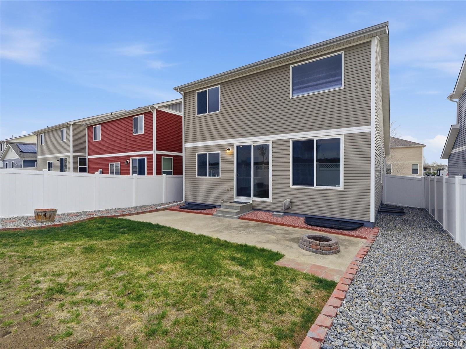 MLS Image #14 for 20641  randolph place,denver, Colorado