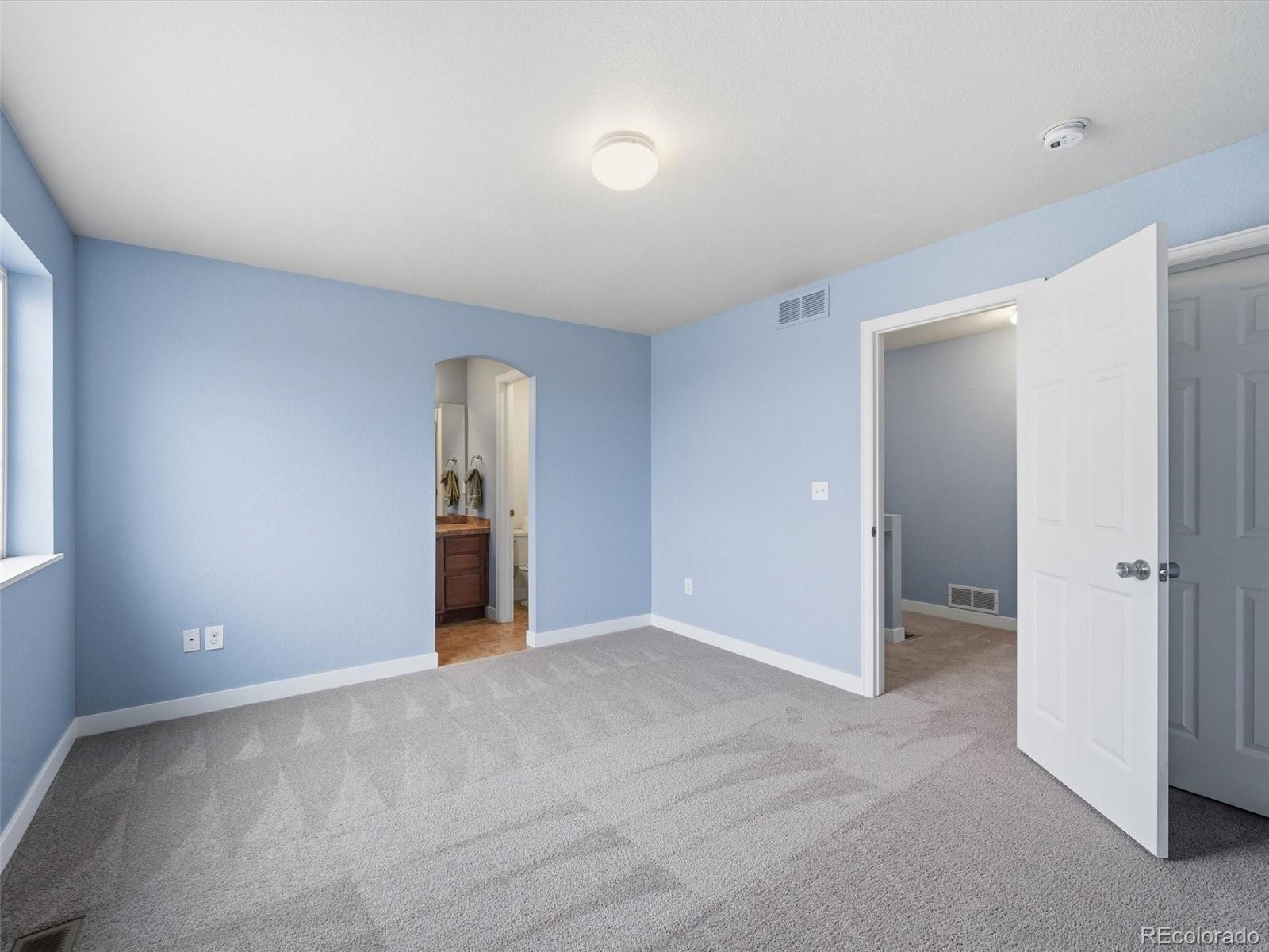 MLS Image #20 for 20641  randolph place,denver, Colorado