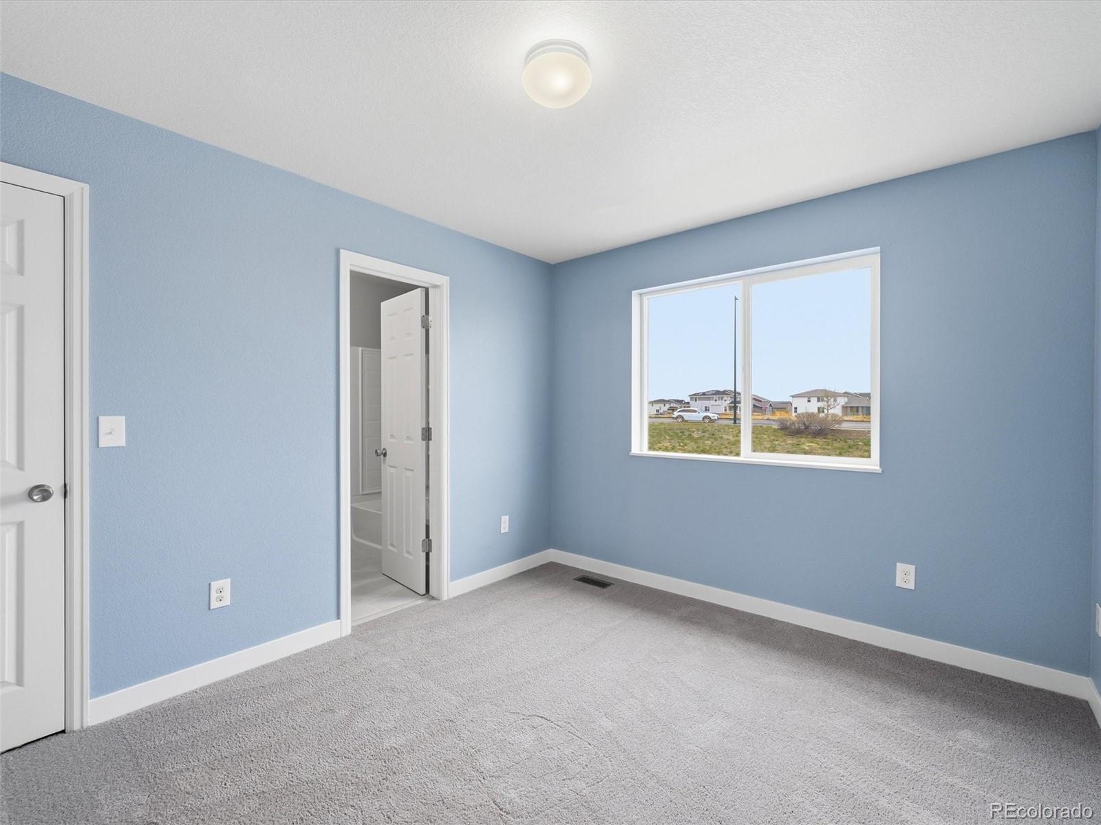 MLS Image #23 for 20641  randolph place,denver, Colorado