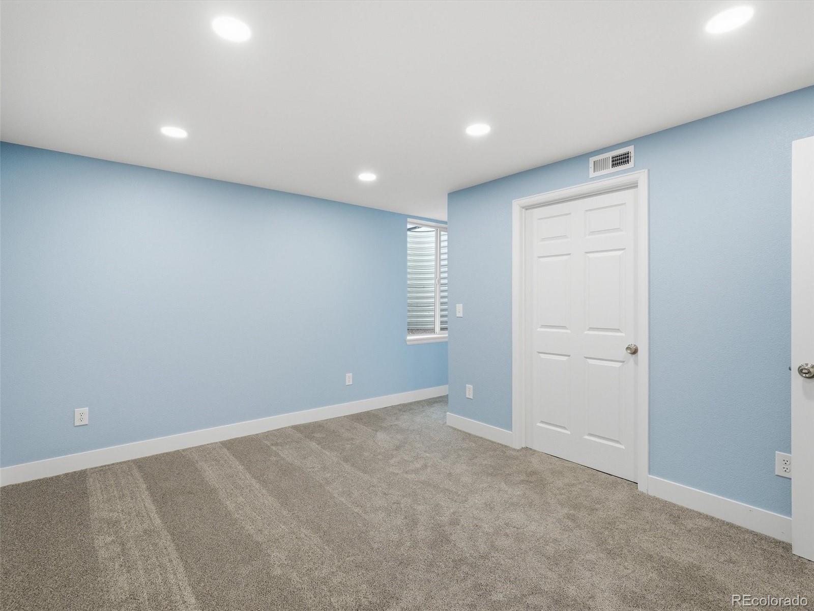 MLS Image #32 for 20641  randolph place,denver, Colorado