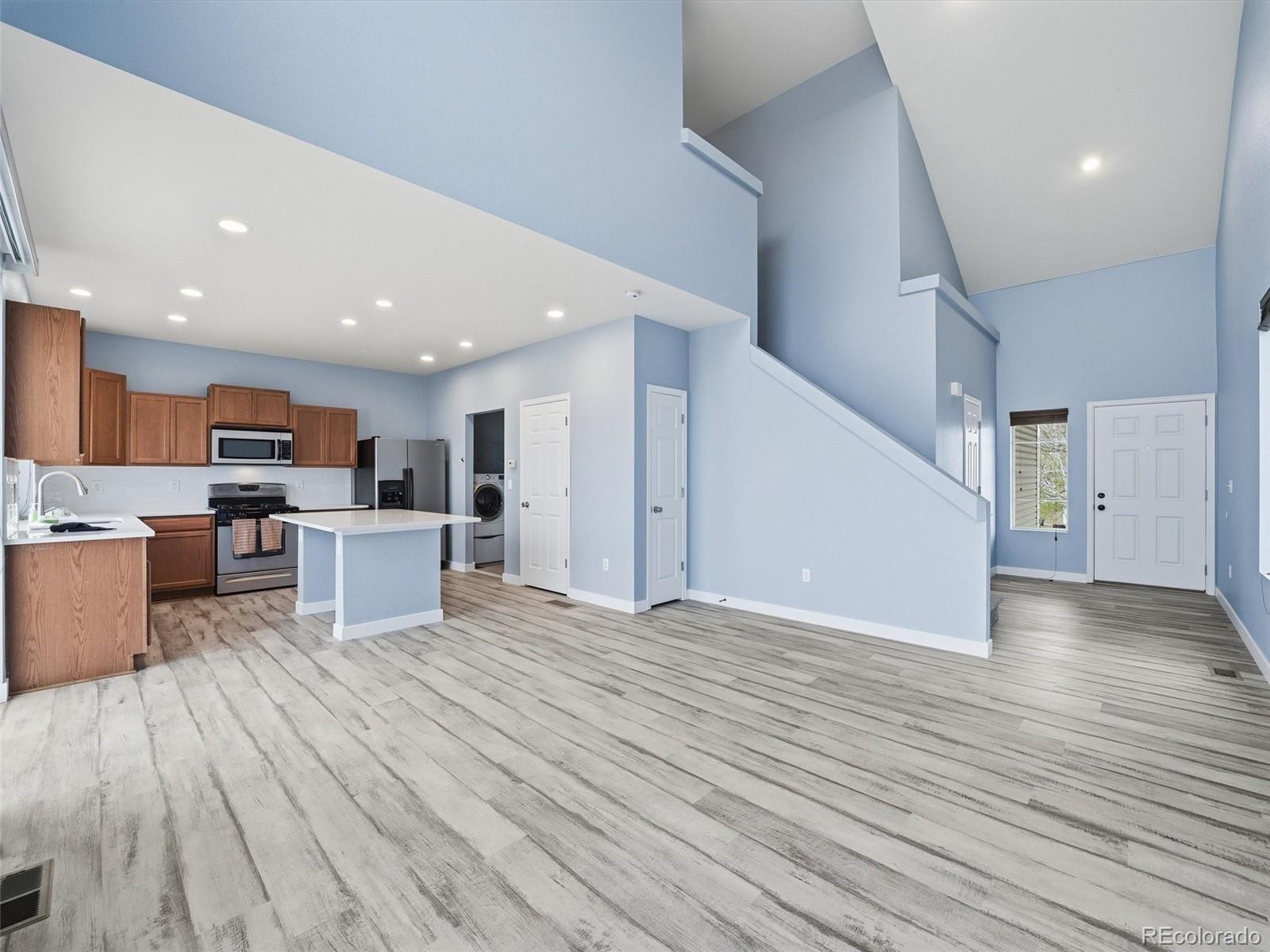 MLS Image #4 for 20641  randolph place,denver, Colorado