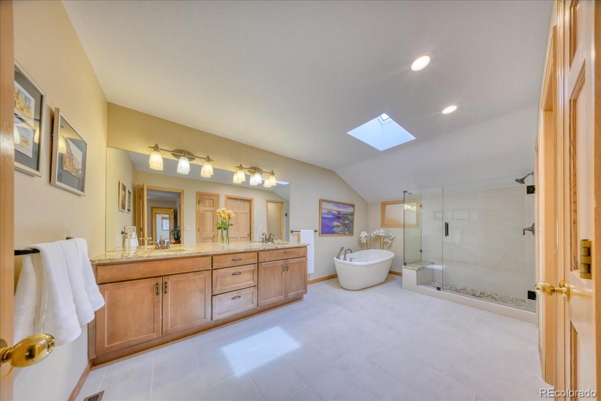 MLS Image #18 for 1318  northridge court,golden, Colorado