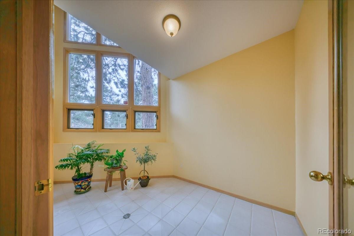 MLS Image #29 for 1318  northridge court,golden, Colorado