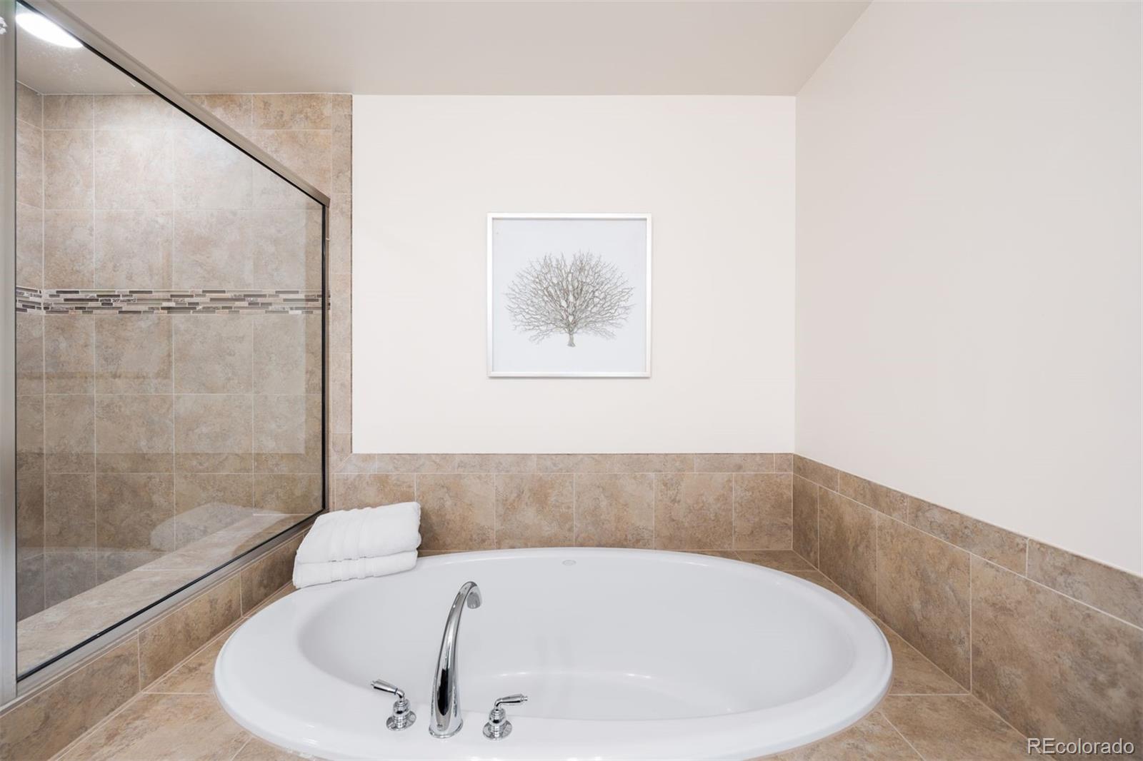 MLS Image #18 for 2001  lincoln street 721,denver, Colorado