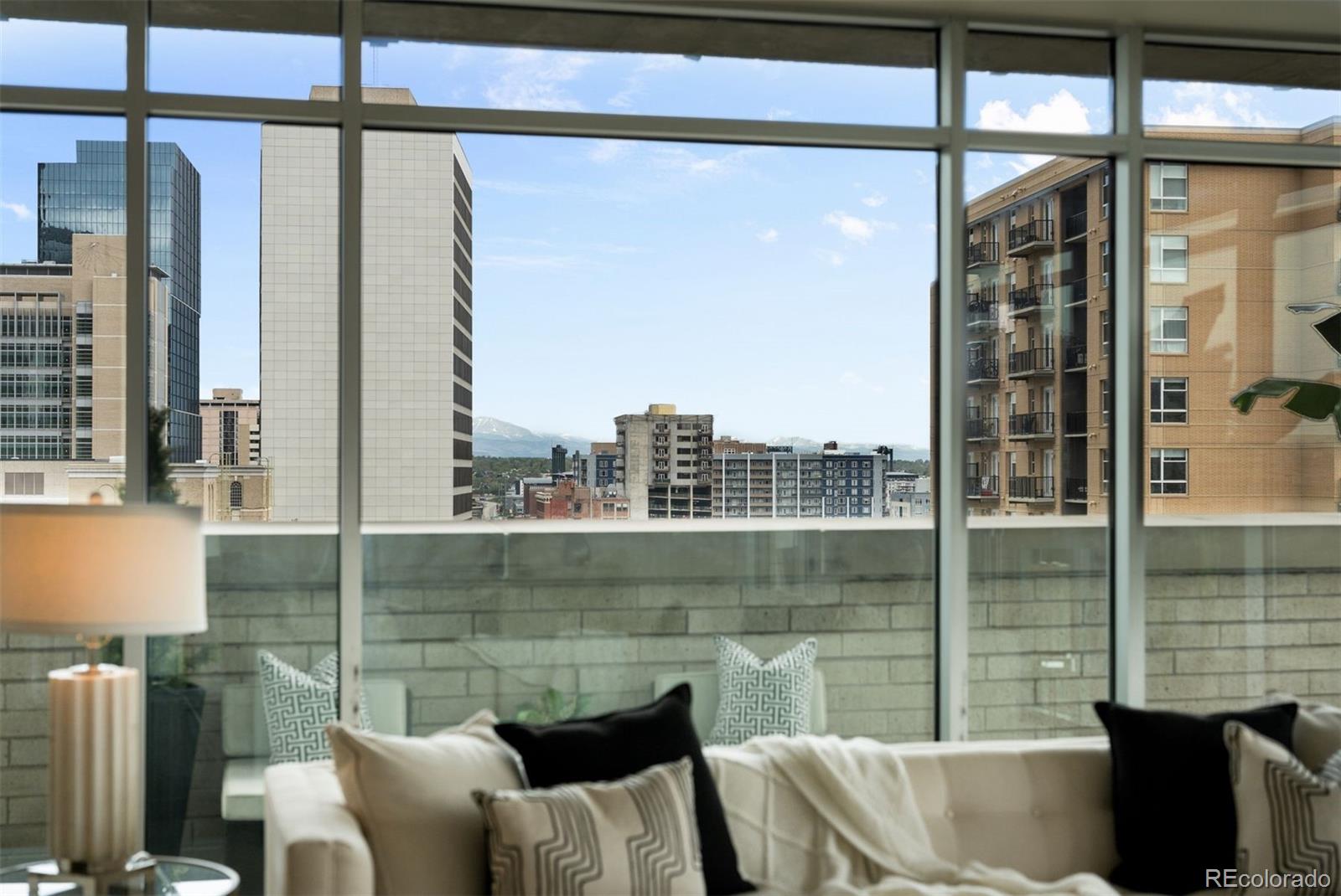 MLS Image #26 for 2001  lincoln street 721,denver, Colorado