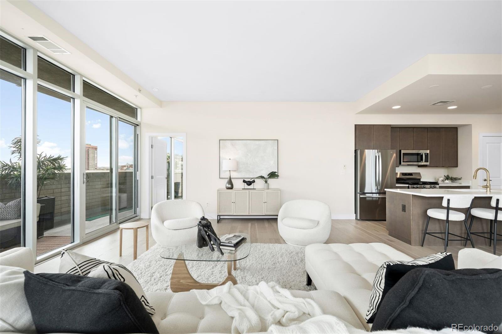 MLS Image #6 for 2001  lincoln street 721,denver, Colorado